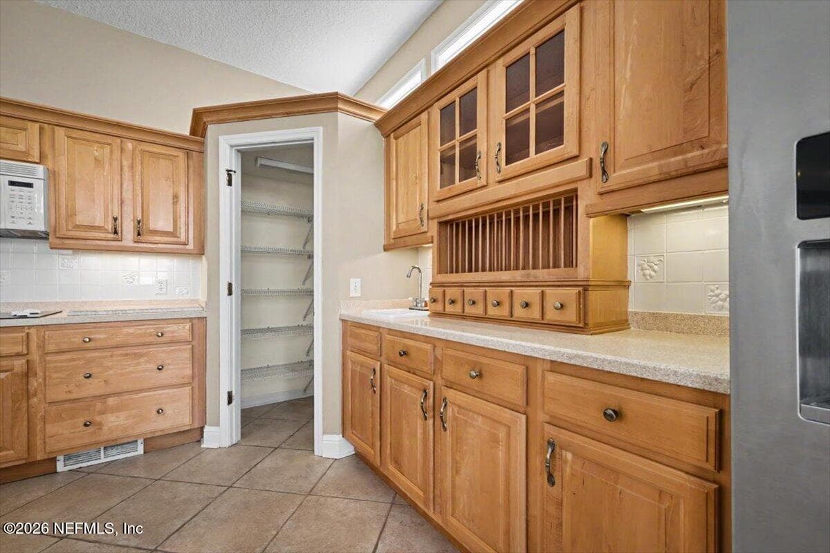 Photo 24 of 4422 TIDEVIEW Drive, Jacksonville, FL 32250