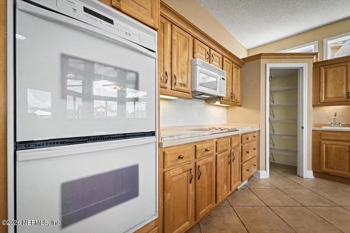Photo 21 of 4422 TIDEVIEW Drive, Jacksonville, FL 32250