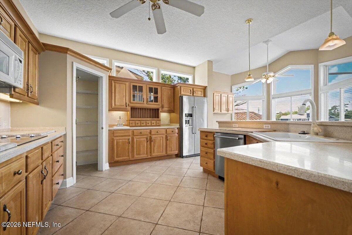 Photo 20 of 4422 TIDEVIEW Drive, Jacksonville, FL 32250