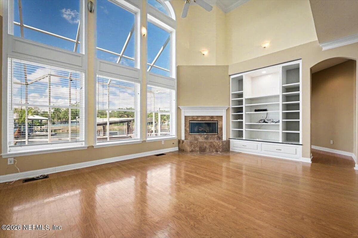 Photo 17 of 4422 TIDEVIEW Drive, Jacksonville, FL 32250