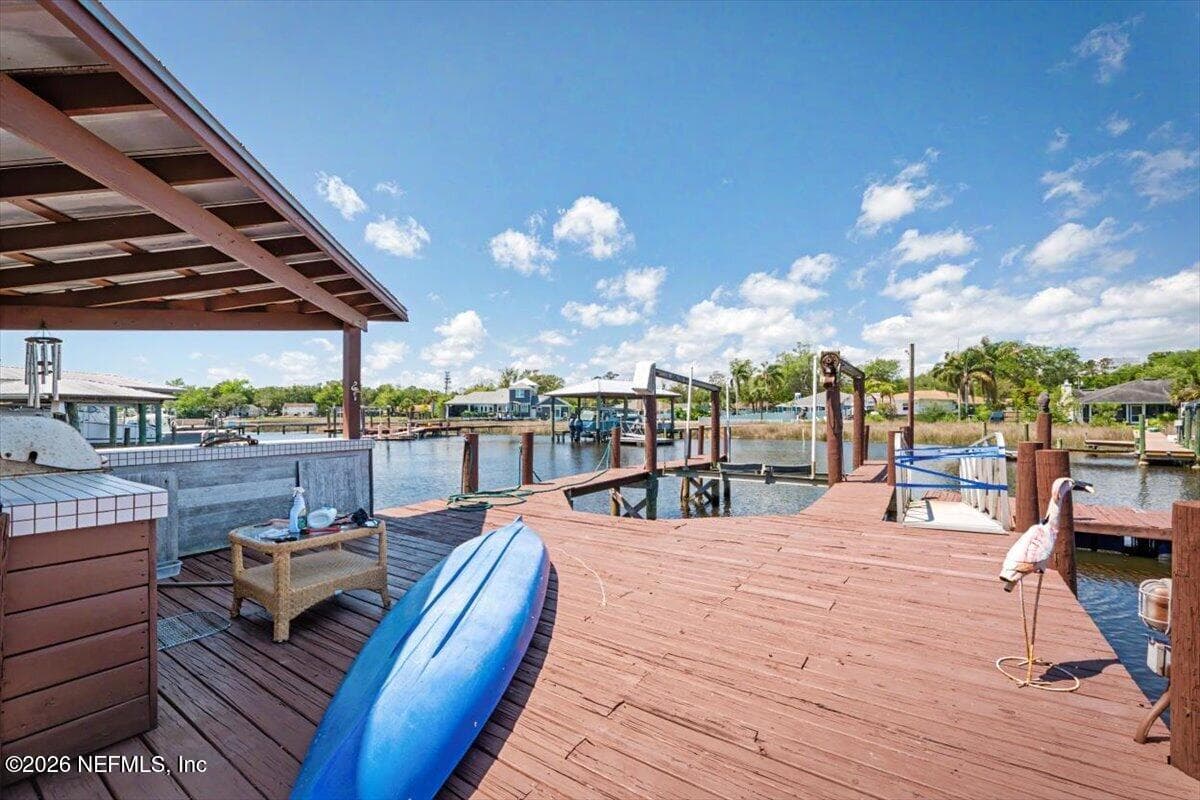 Photo 9 of 4422 TIDEVIEW Drive, Jacksonville, FL 32250