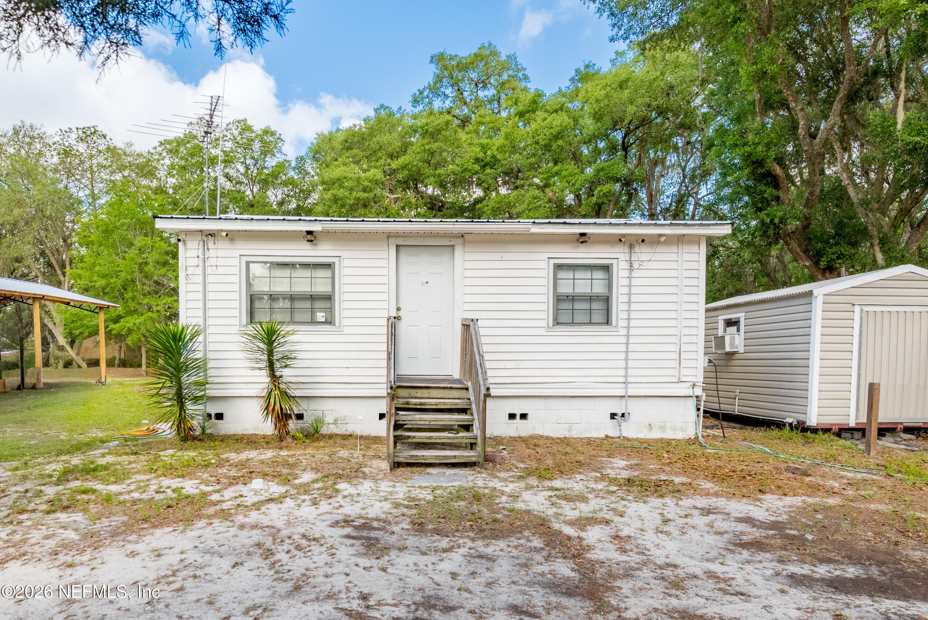 Photo 2 of 7961 SW COUNTY RD 225, Starke, FL 32091
