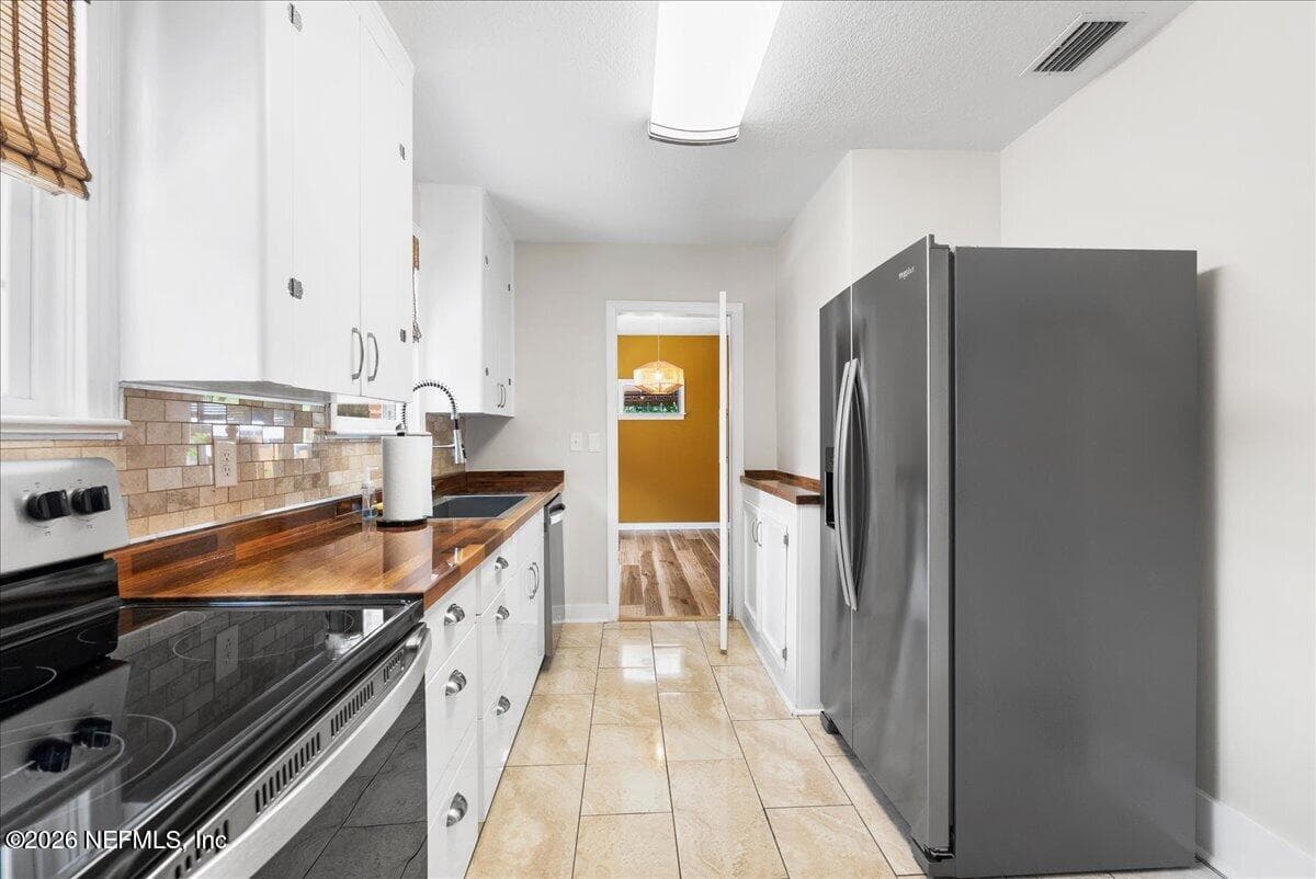 Photo 9 of 4022 ANTISDALE Street, Jacksonville, FL 32205