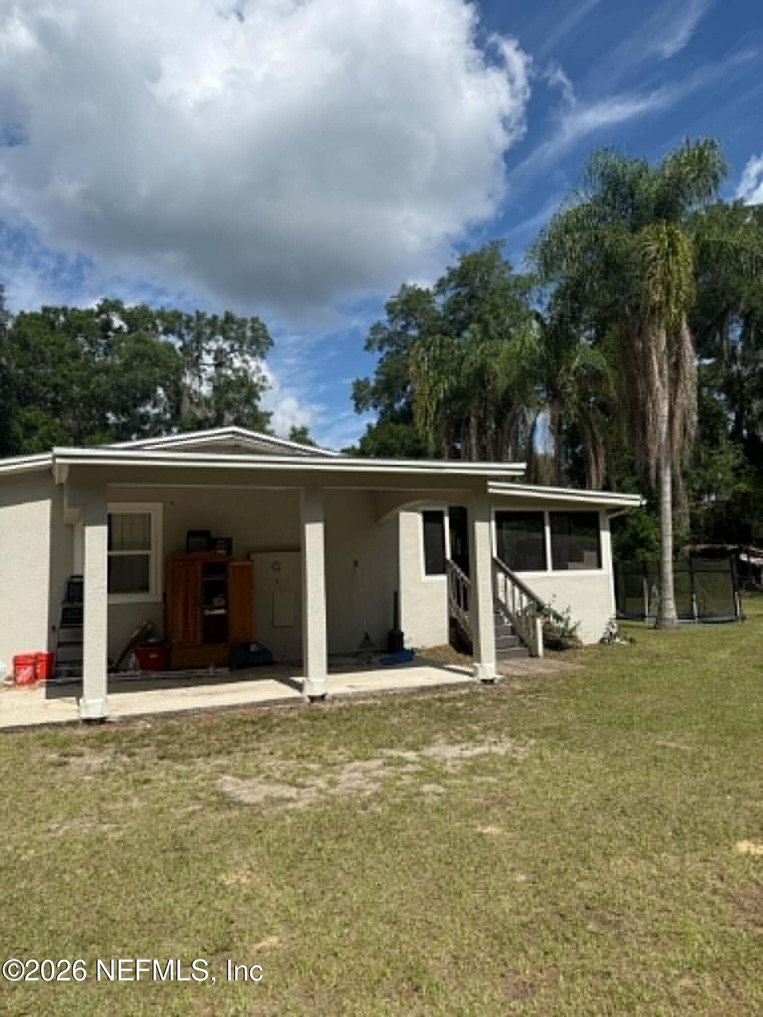 Photo 25 of 126 E EAST END Road, San Mateo, FL 32187