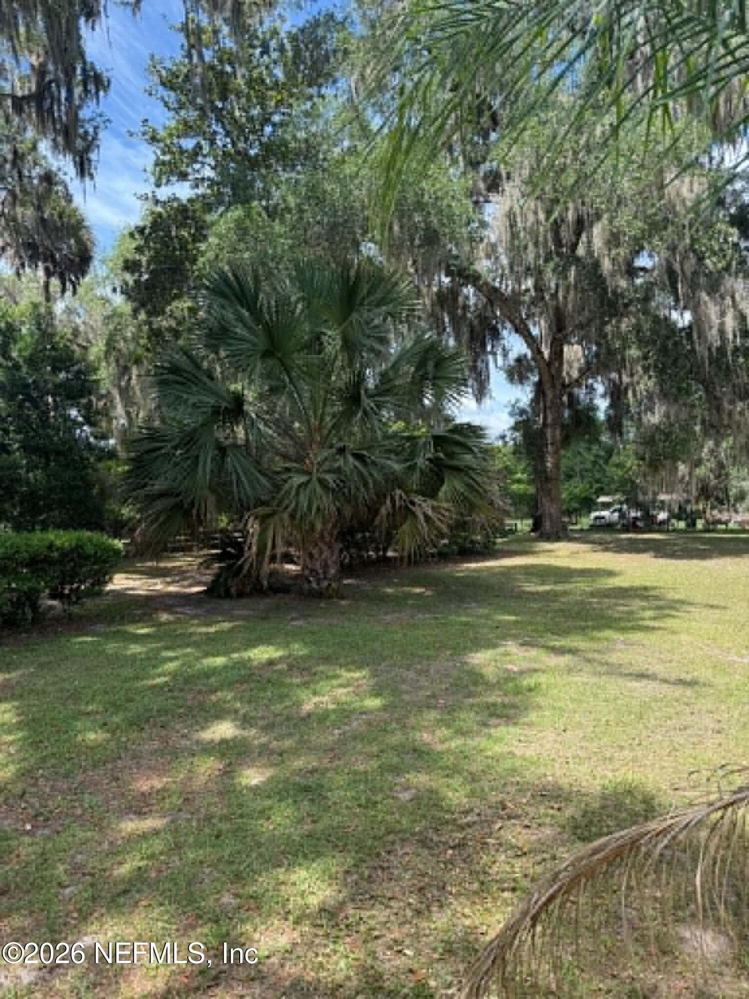 Photo 31 of 126 E EAST END Road, San Mateo, FL 32187