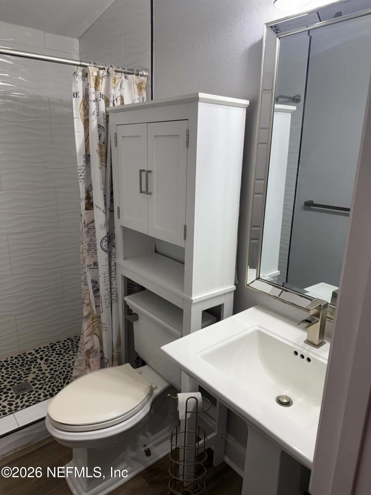 Photo 21 of 126 E EAST END Road, San Mateo, FL 32187