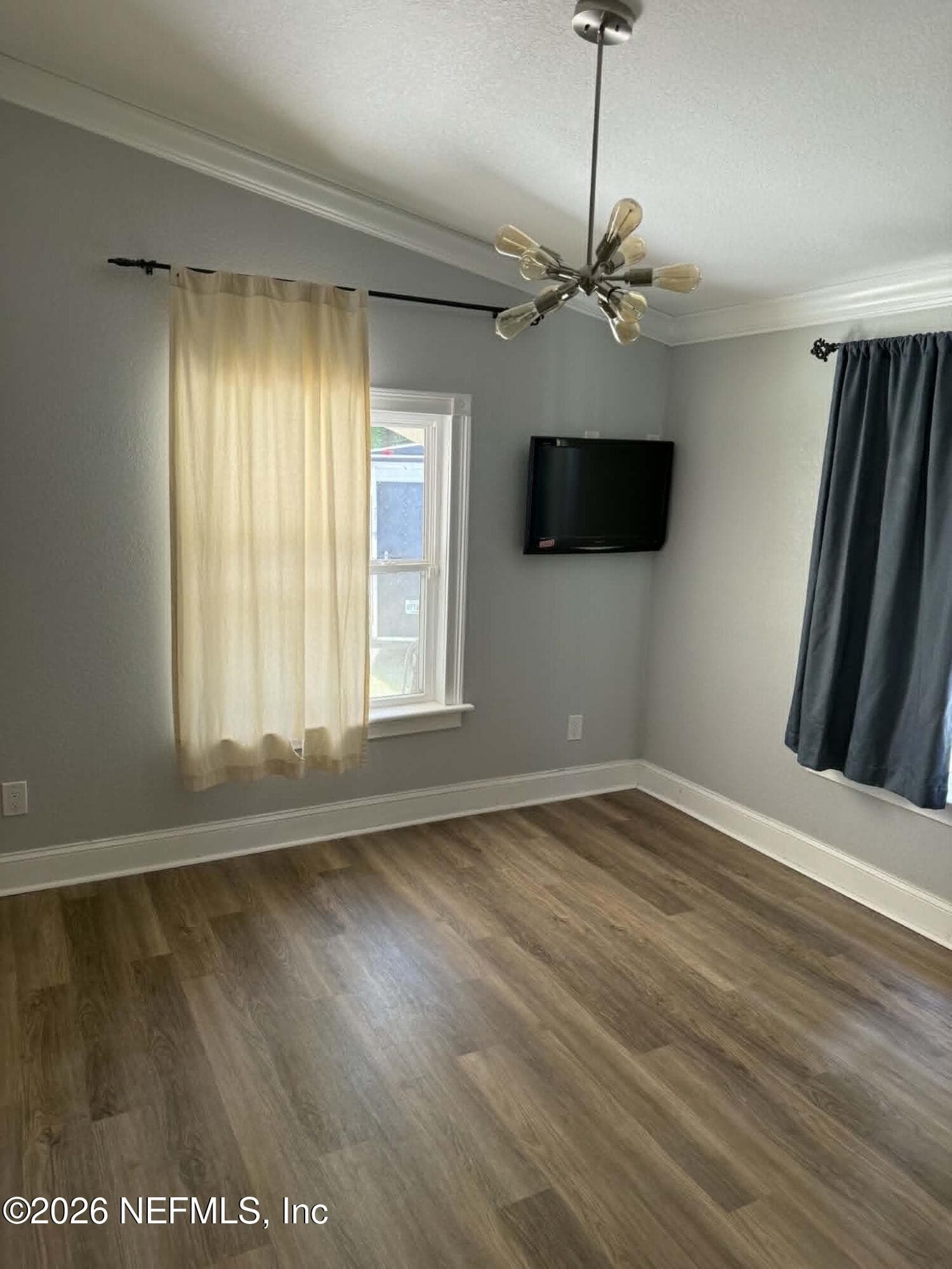 Photo 19 of 126 E EAST END Road, San Mateo, FL 32187