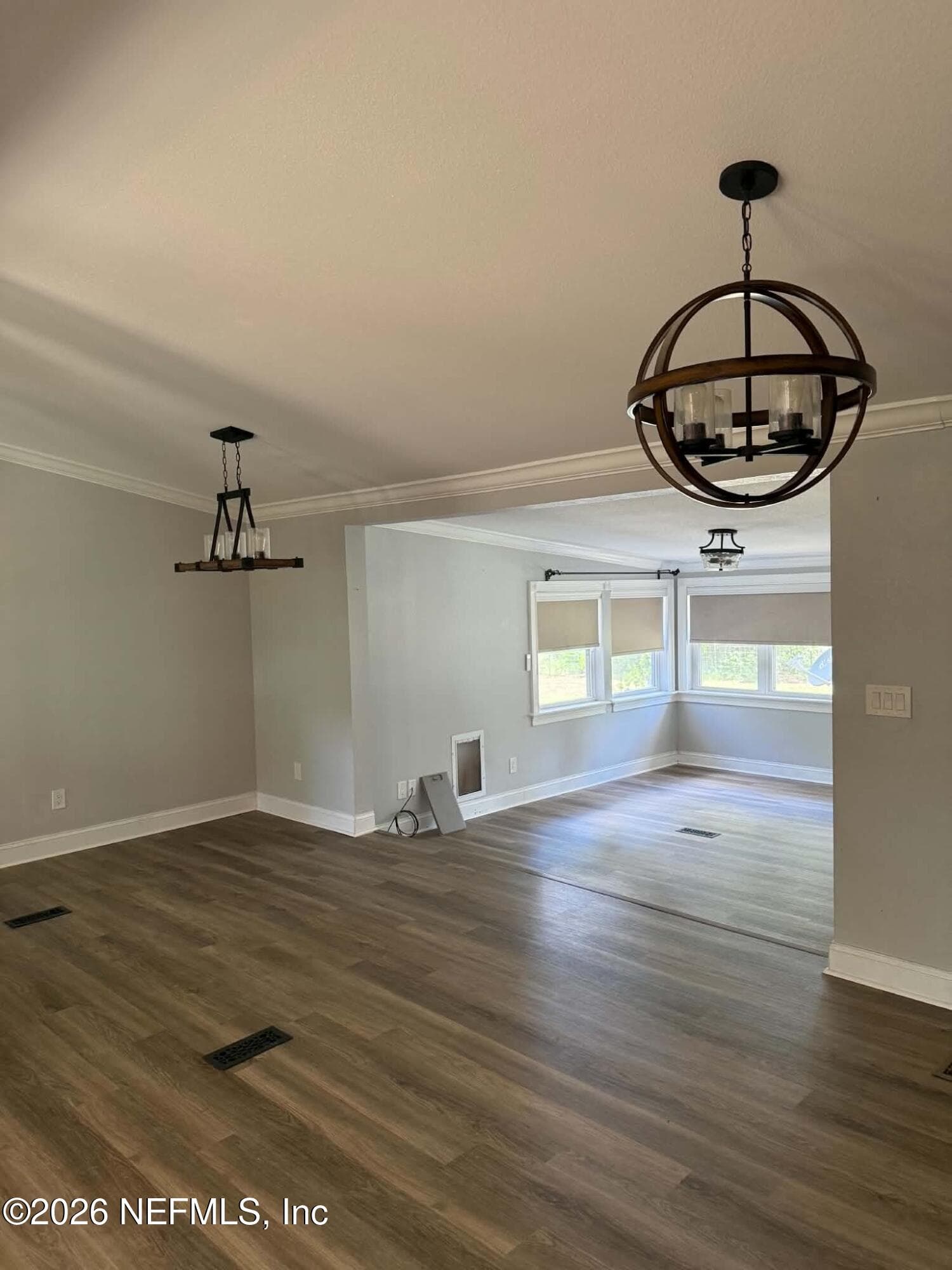 Photo 10 of 126 E EAST END Road, San Mateo, FL 32187