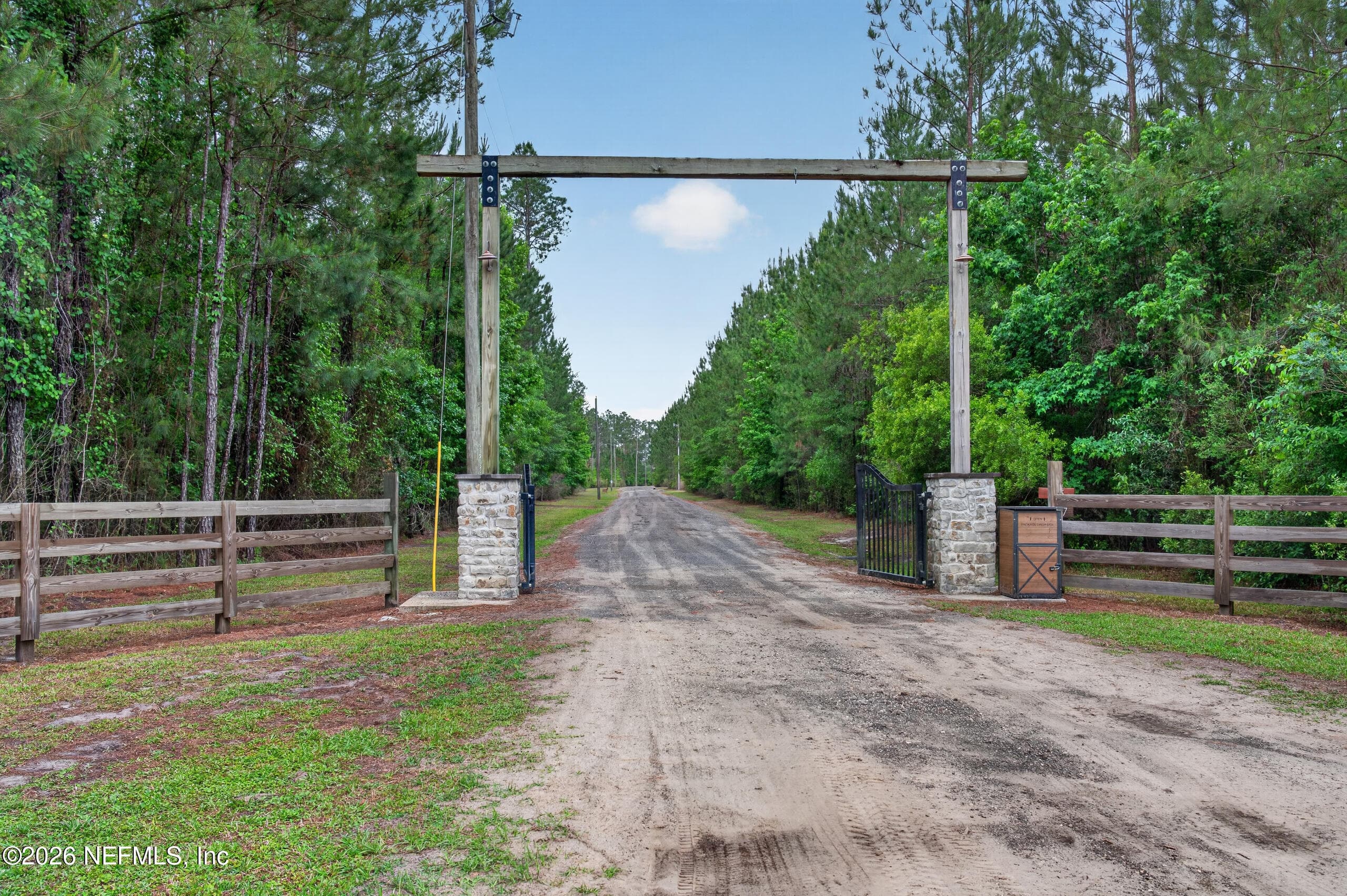 Photo 4 of 1845 KINARD Road, Bryceville, FL 32009