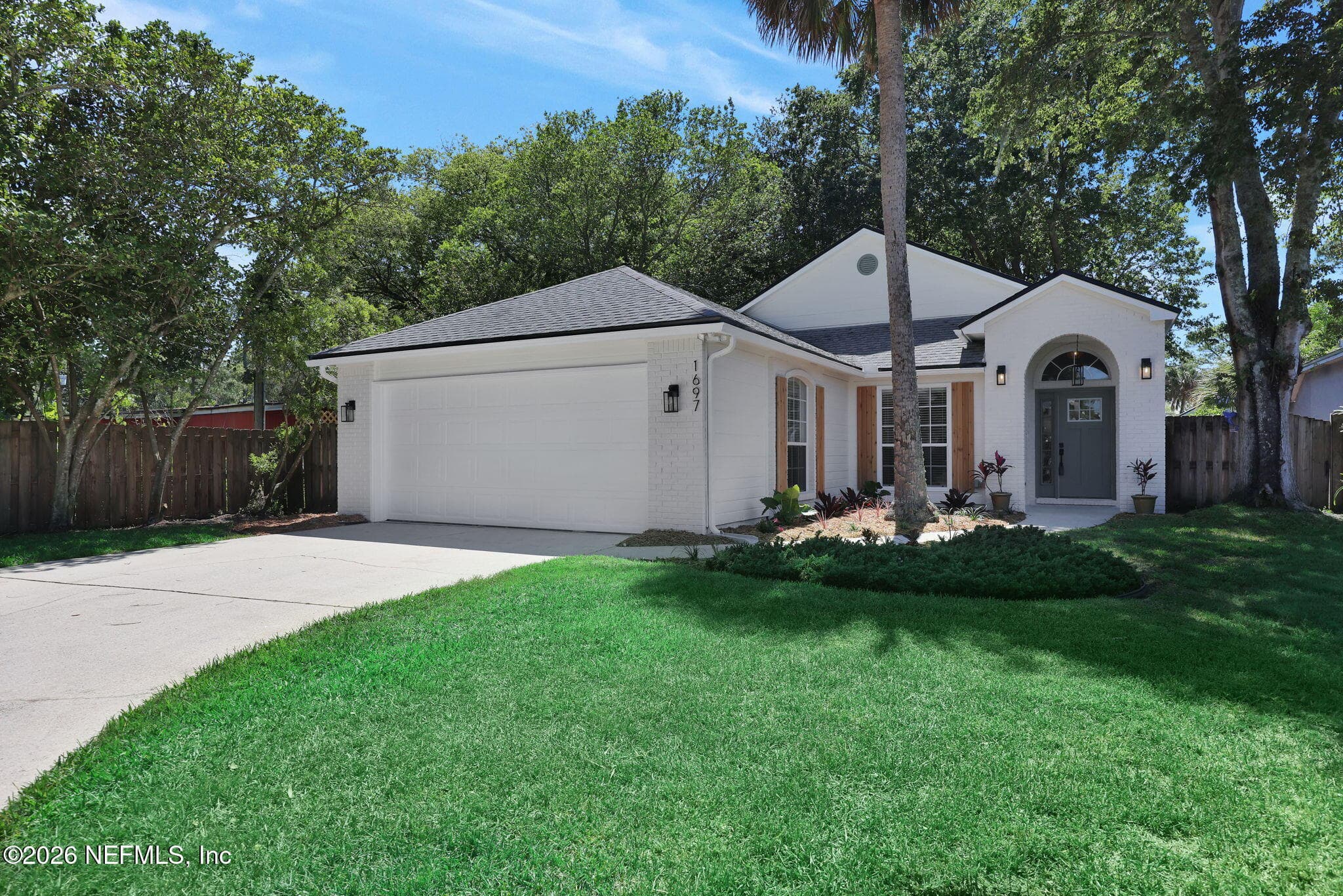 Photo 4 of 1697 LINKSIDE Court N, Atlantic Beach, FL 32233