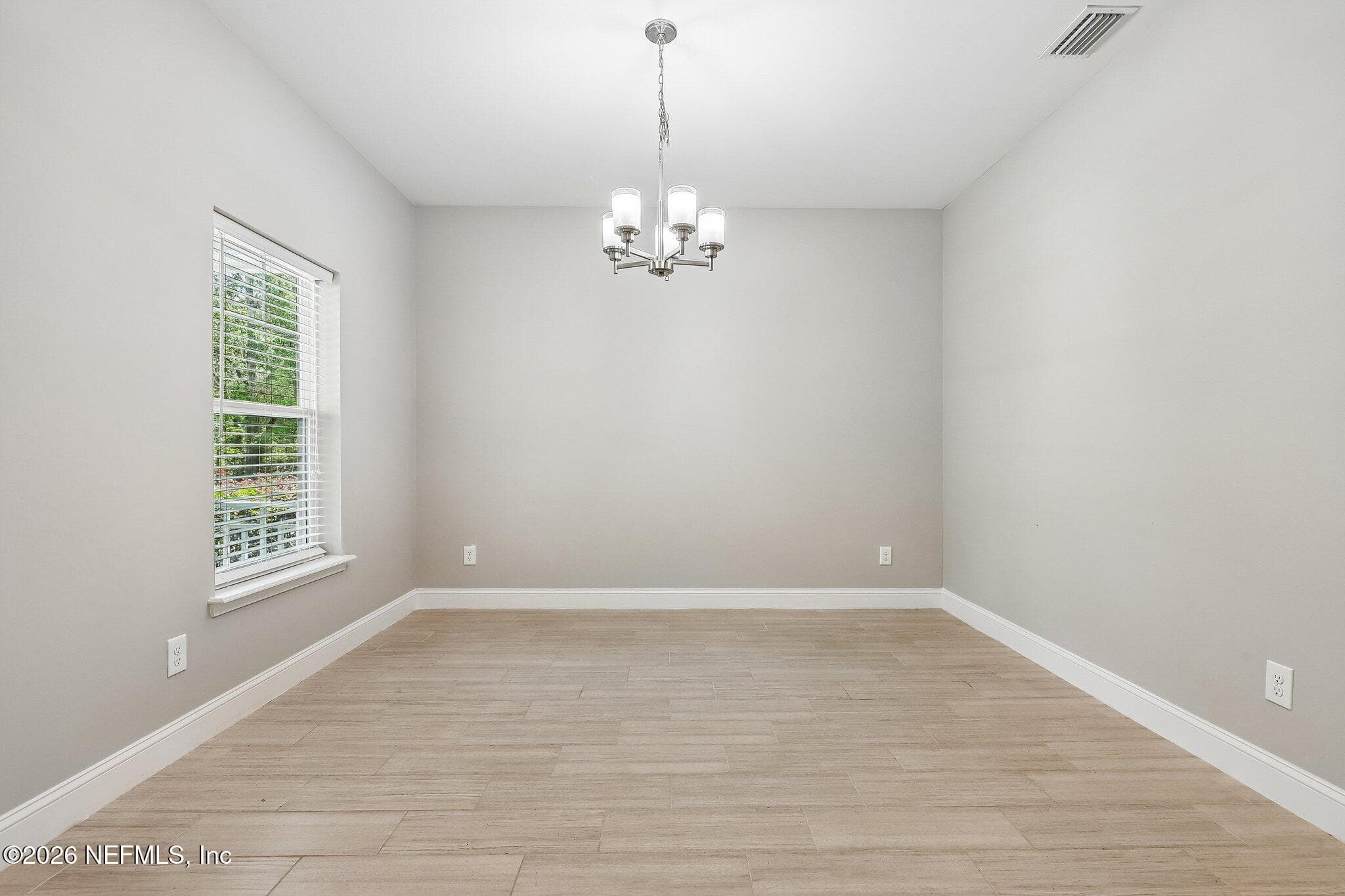 Photo 14 of 552 ARTHUR MOORE Drive, Green Cove Springs, FL 32043