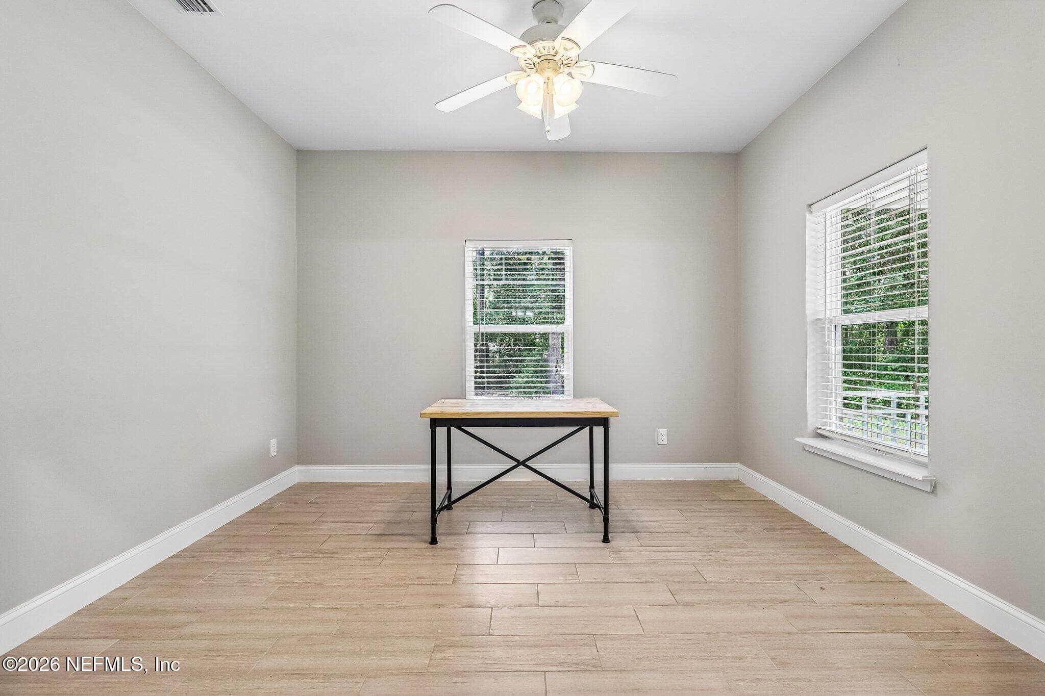 Photo 12 of 552 ARTHUR MOORE Drive, Green Cove Springs, FL 32043