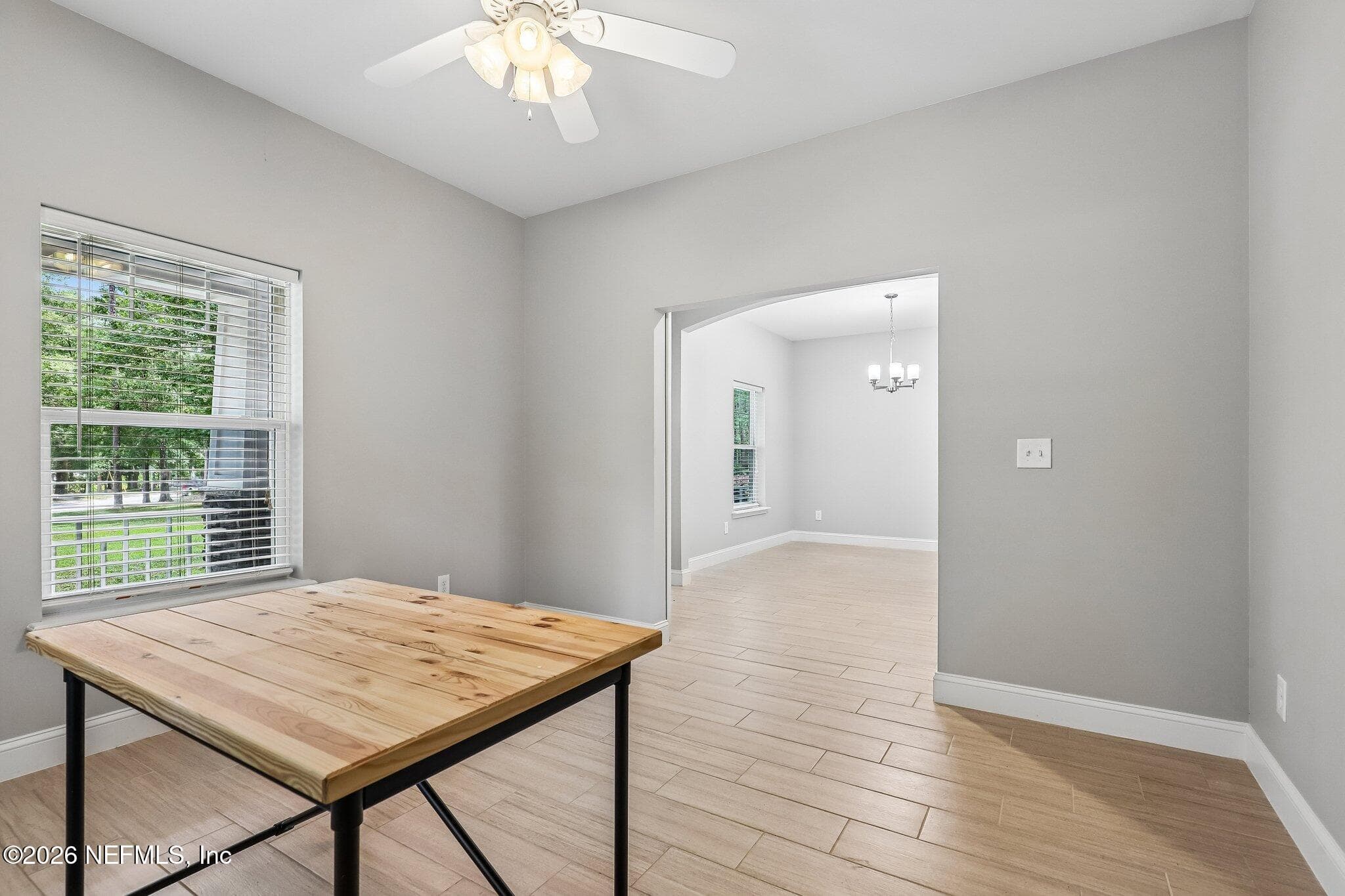 Photo 13 of 552 ARTHUR MOORE Drive, Green Cove Springs, FL 32043