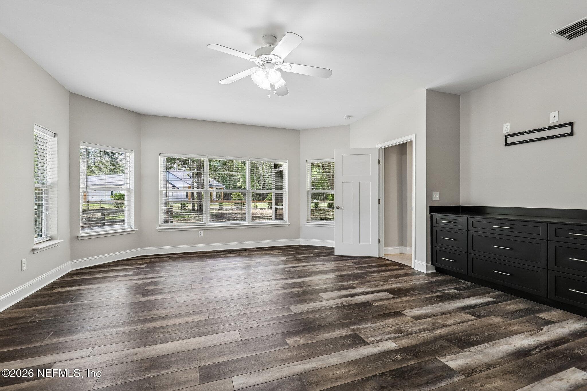 Photo 27 of 552 ARTHUR MOORE Drive, Green Cove Springs, FL 32043