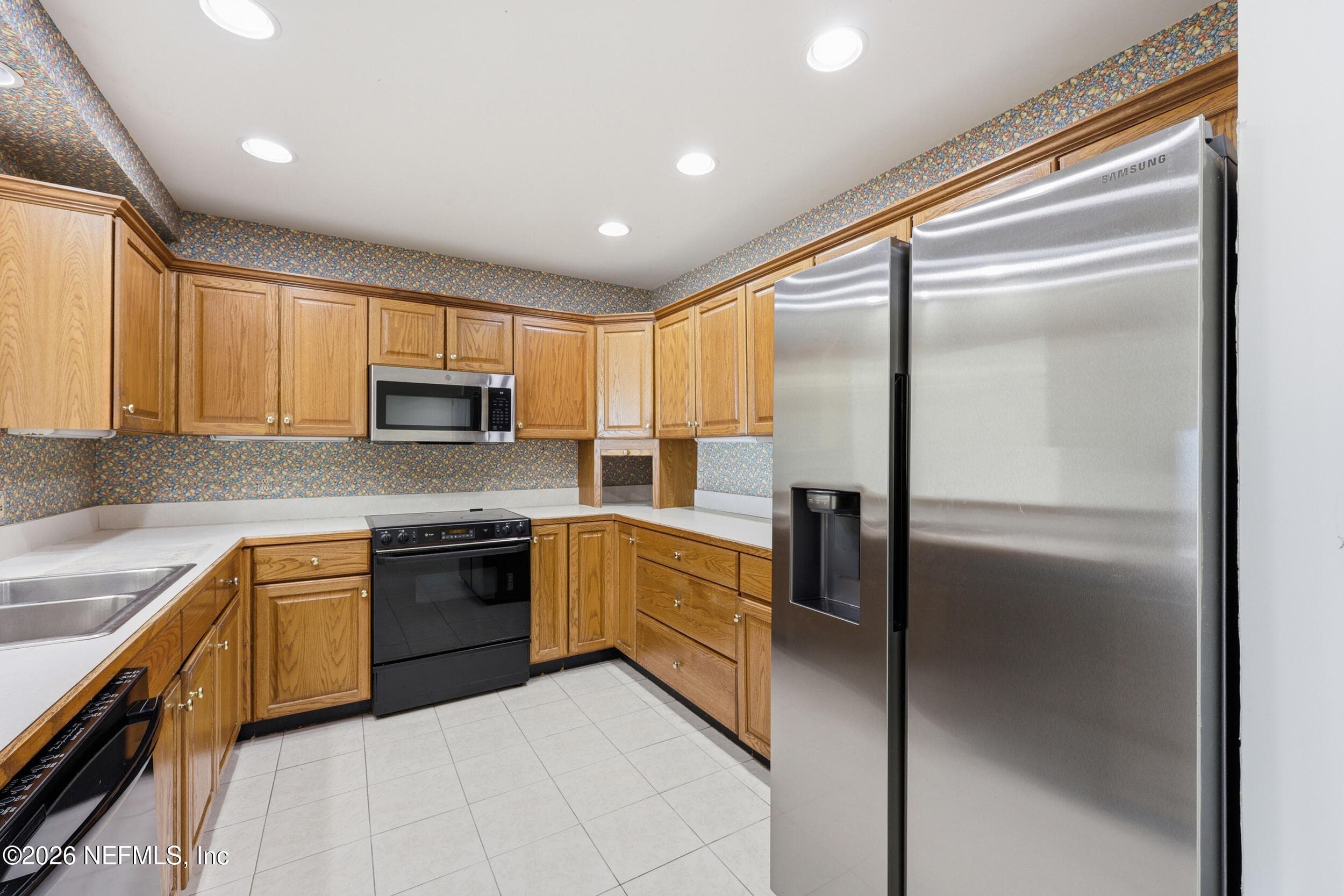 Photo 15 of 701 BEACH Avenue 201, Atlantic Beach, FL 32233
