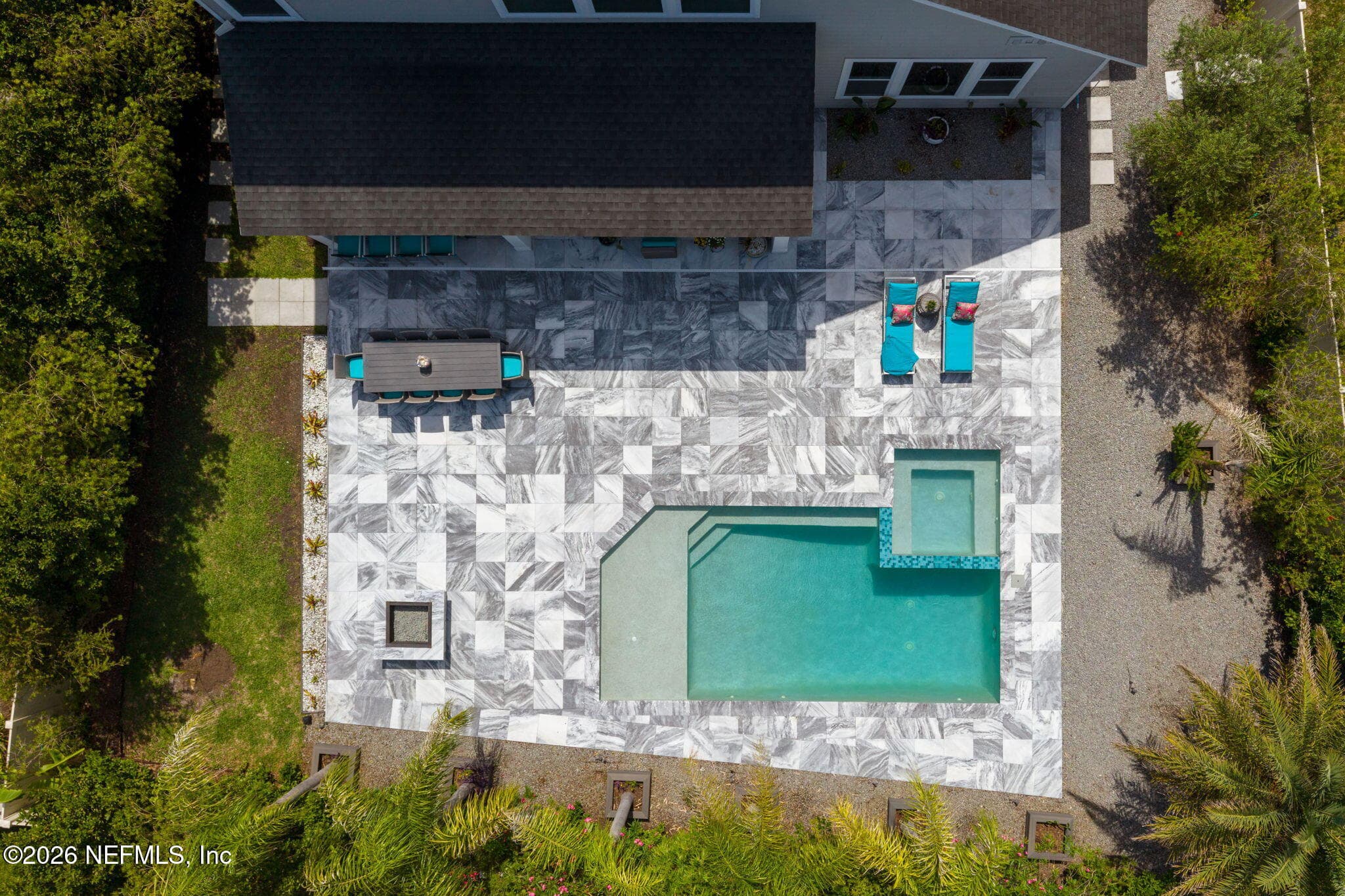 Beautiful honed marble — 187 SKYWOOD Trail, Ponte Vedra, FL 32081