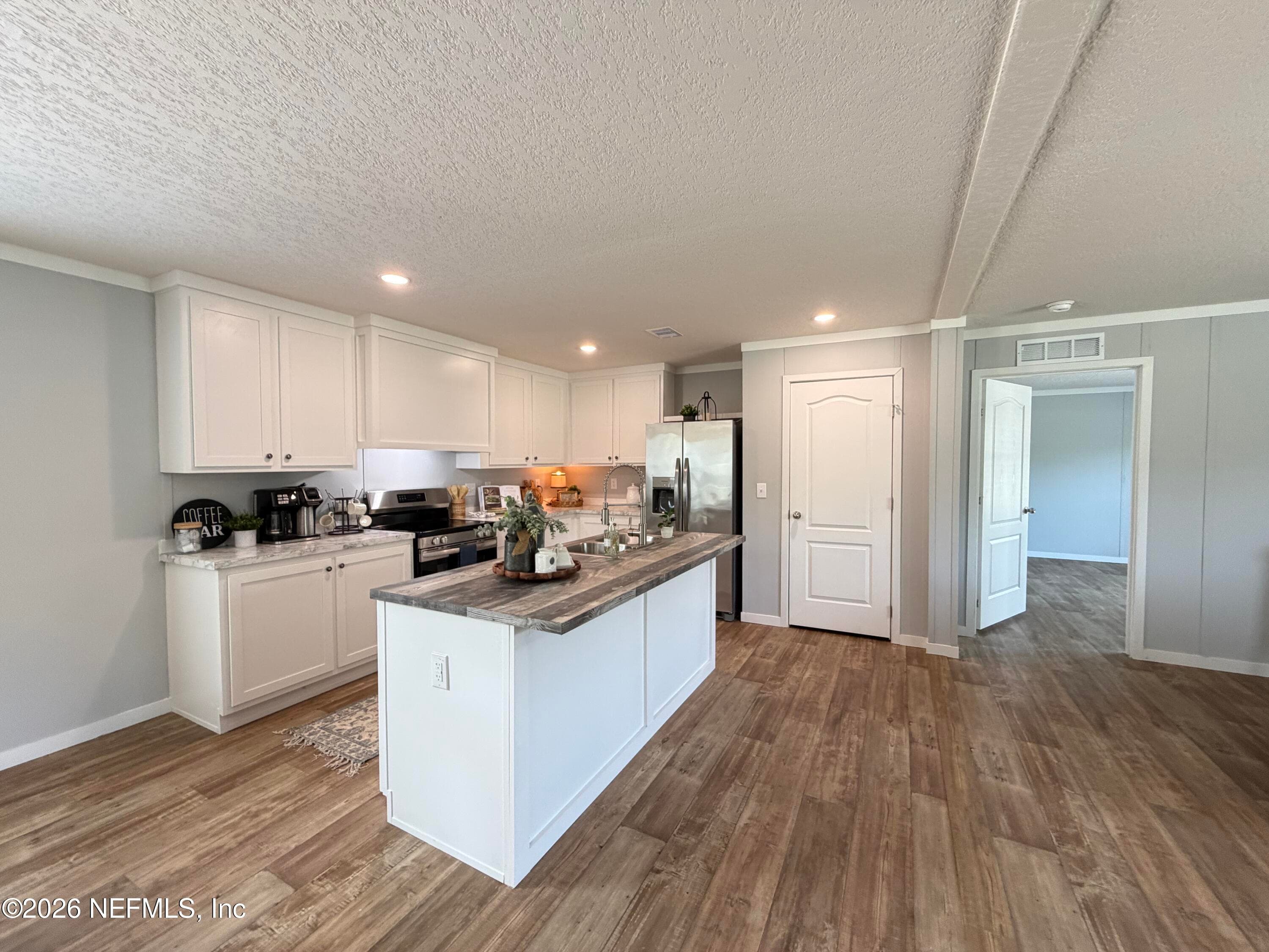 Photo 8 of 13794 SE 21ST Avenue, Starke, FL 32091