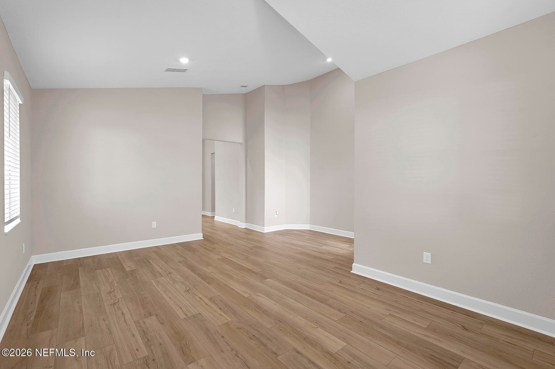 Photo 5 of 15916 DELICATE ARCH Avenue, Jacksonville, FL 32234