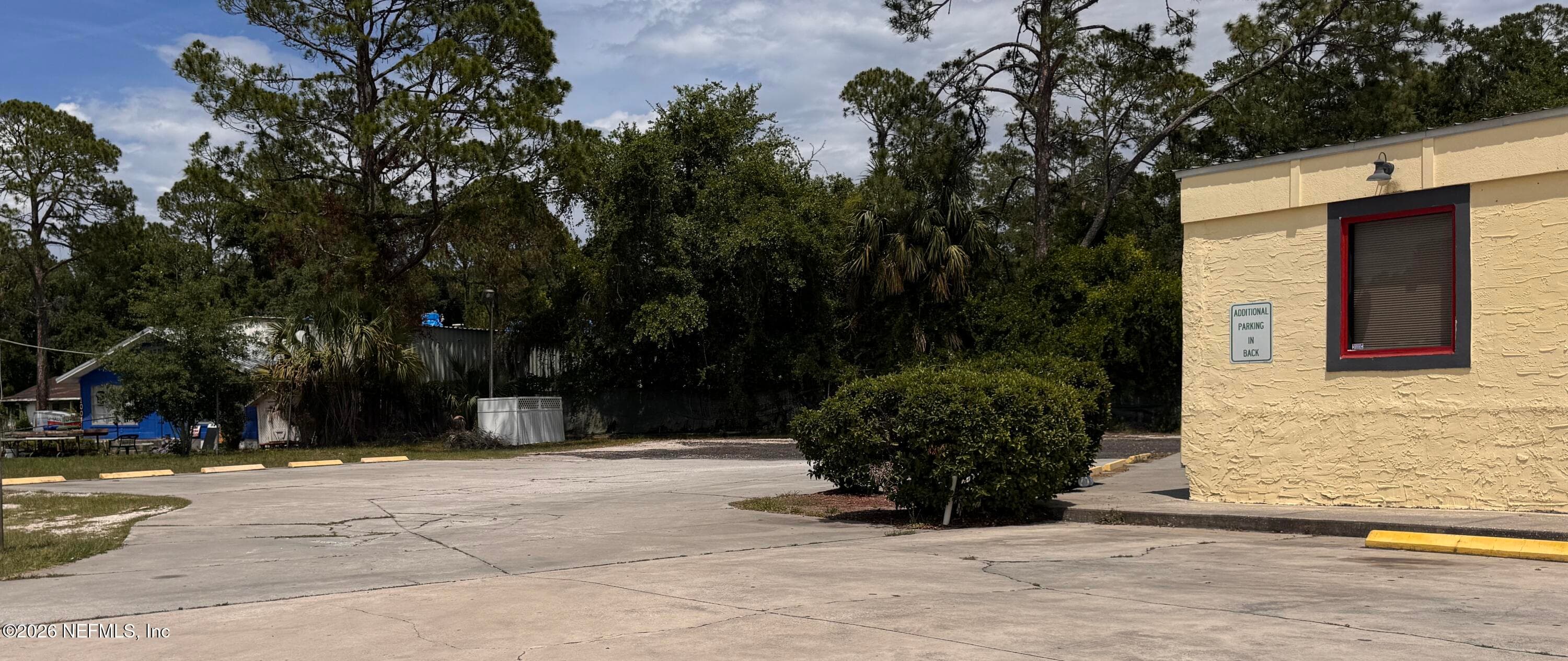 Photo 2 of 909 N 19 State Road, Palatka, FL 32177