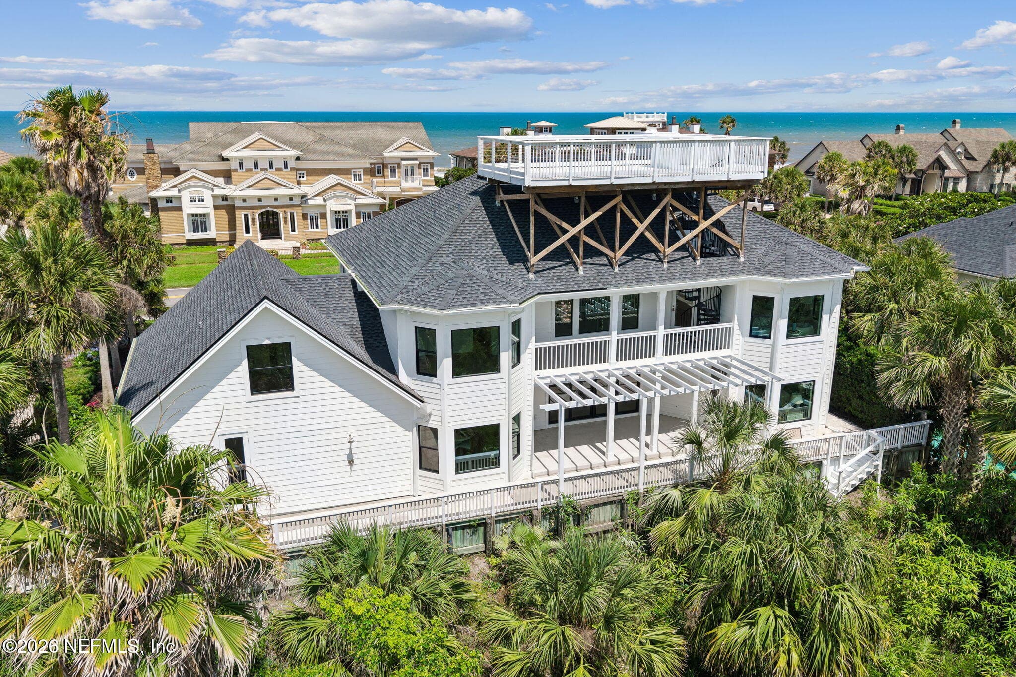 Plenty of spaces to enjoy the stunning views — 730 PONTE VEDRA Boulevard, Ponte Vedra Beach, FL 32082