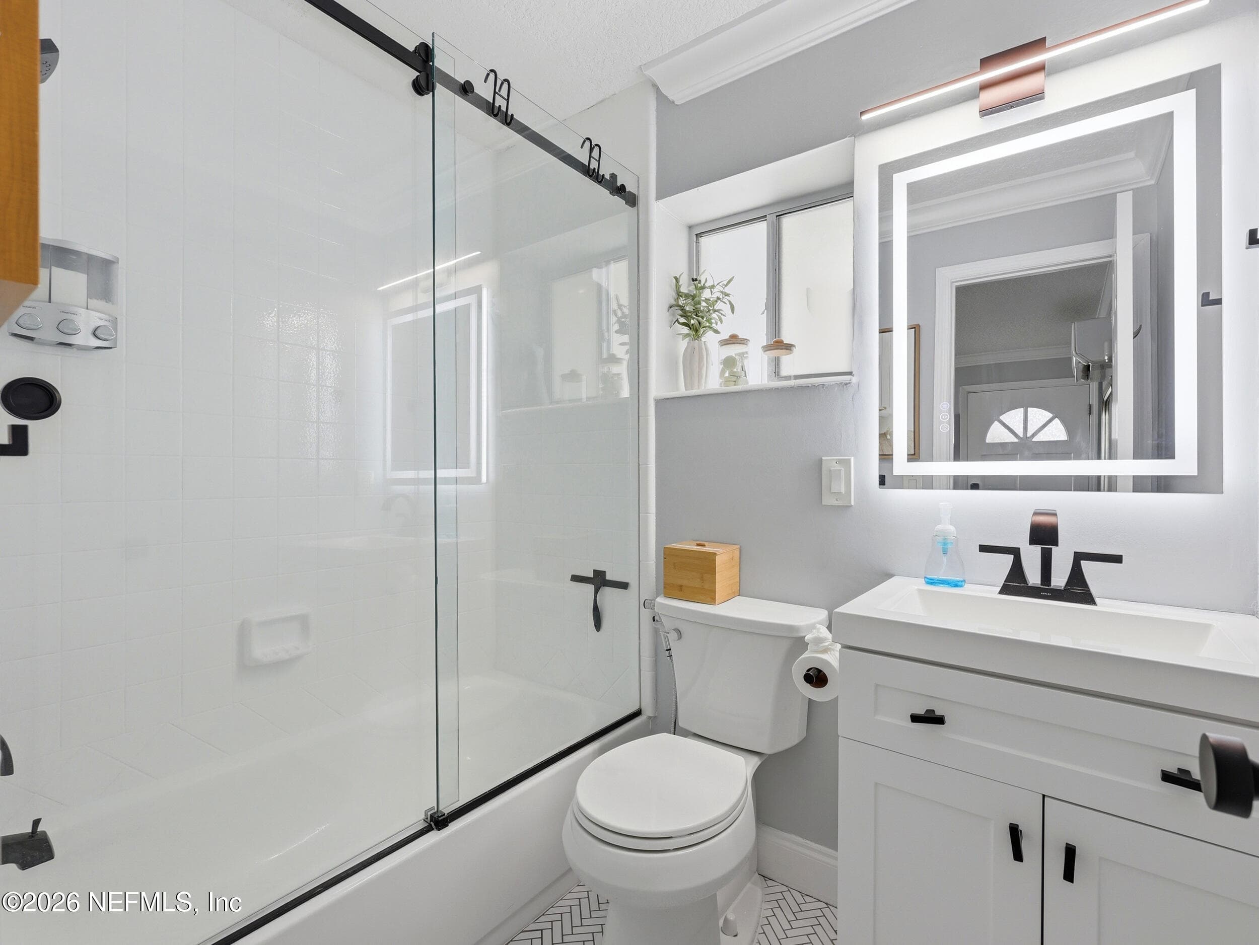 Full bath — 1202 1ST Street S, Jacksonville Beach, FL 32250