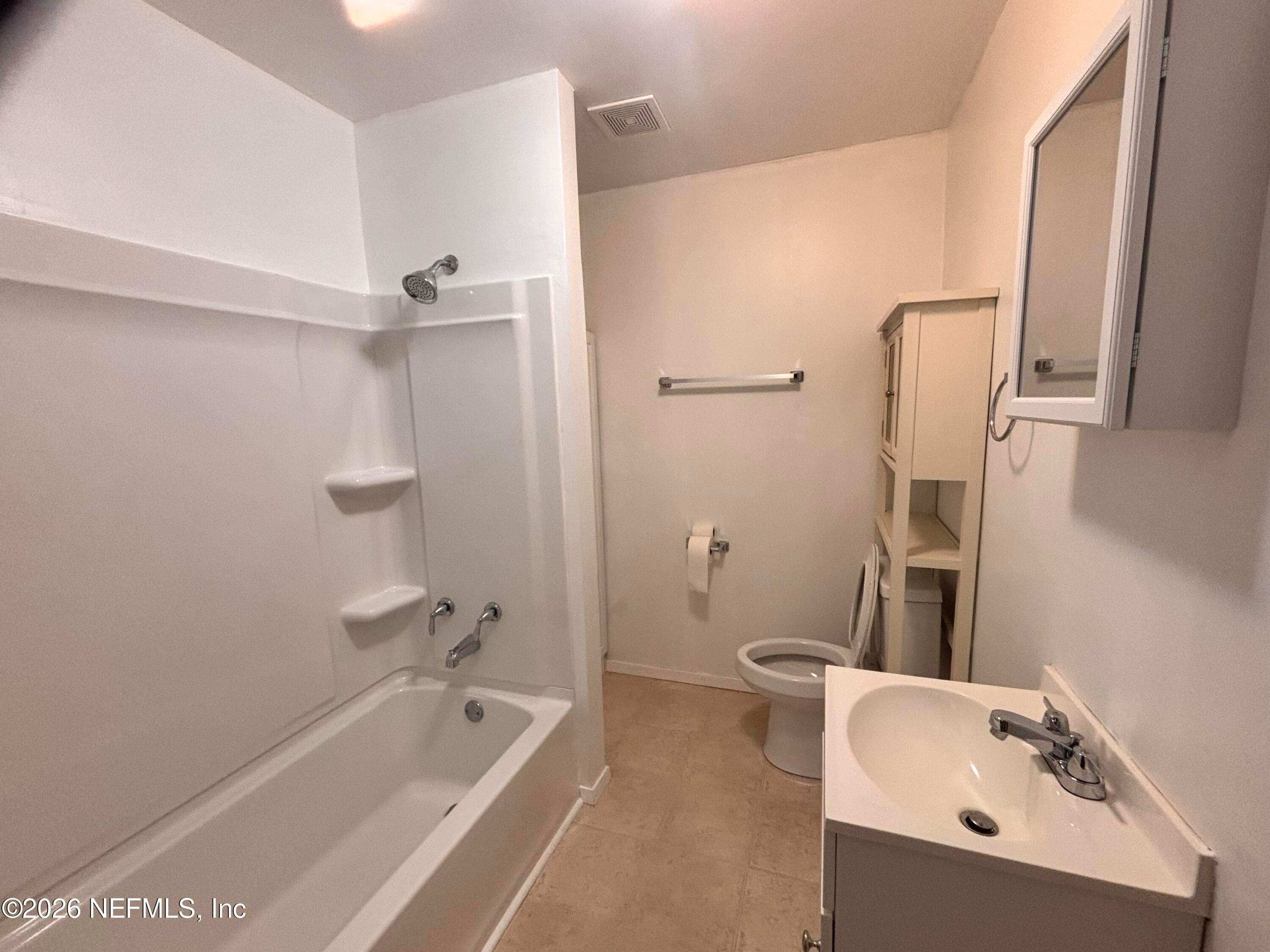 Master bathroom — 941222 OLD NASSAUVILLE Road, Fernandina Beach, FL 32034