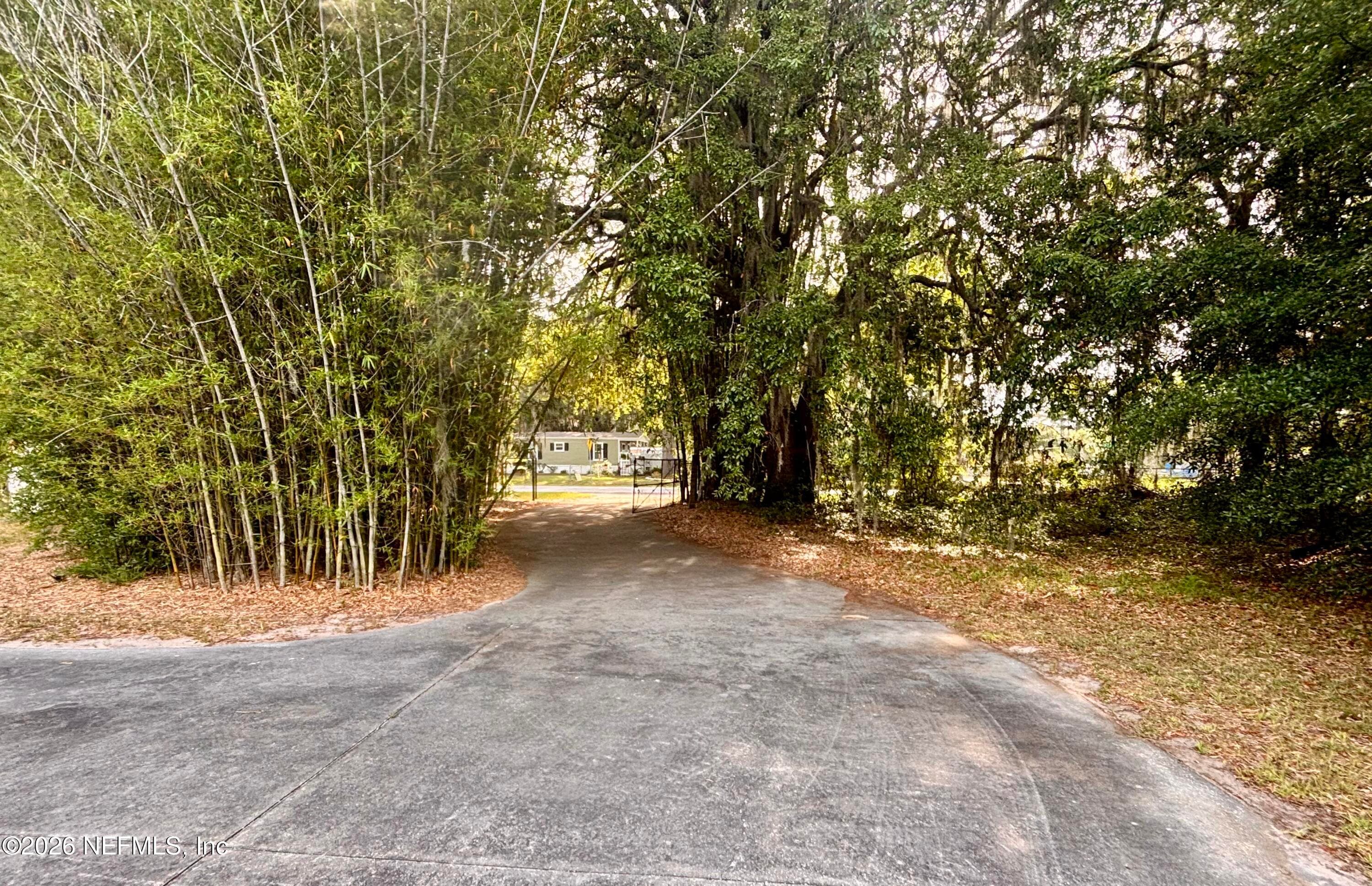Driveway — 941222 OLD NASSAUVILLE Road, Fernandina Beach, FL 32034