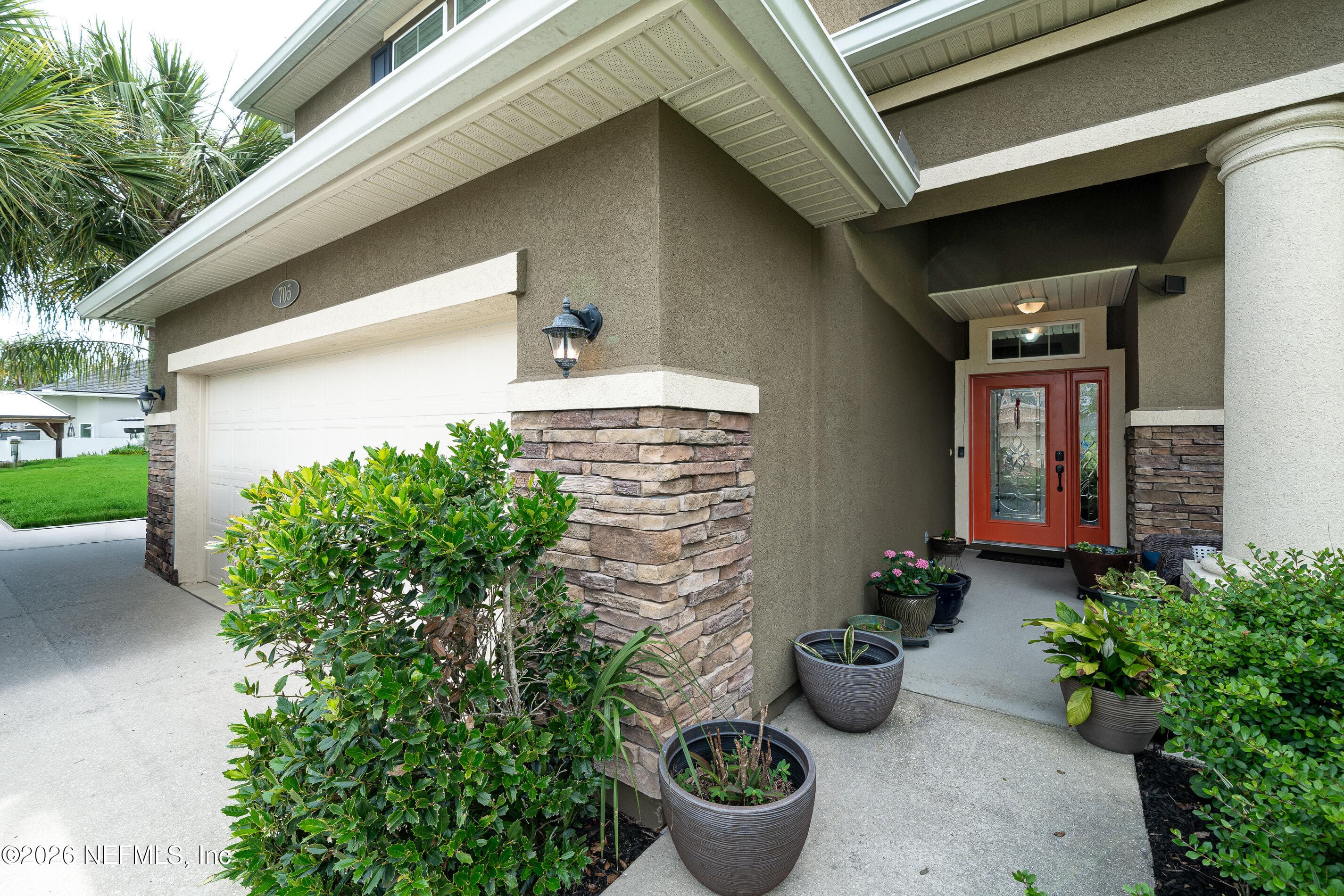 Photo 3 of 705 W KINGS COLLEGE Drive, St. Johns, FL 32259