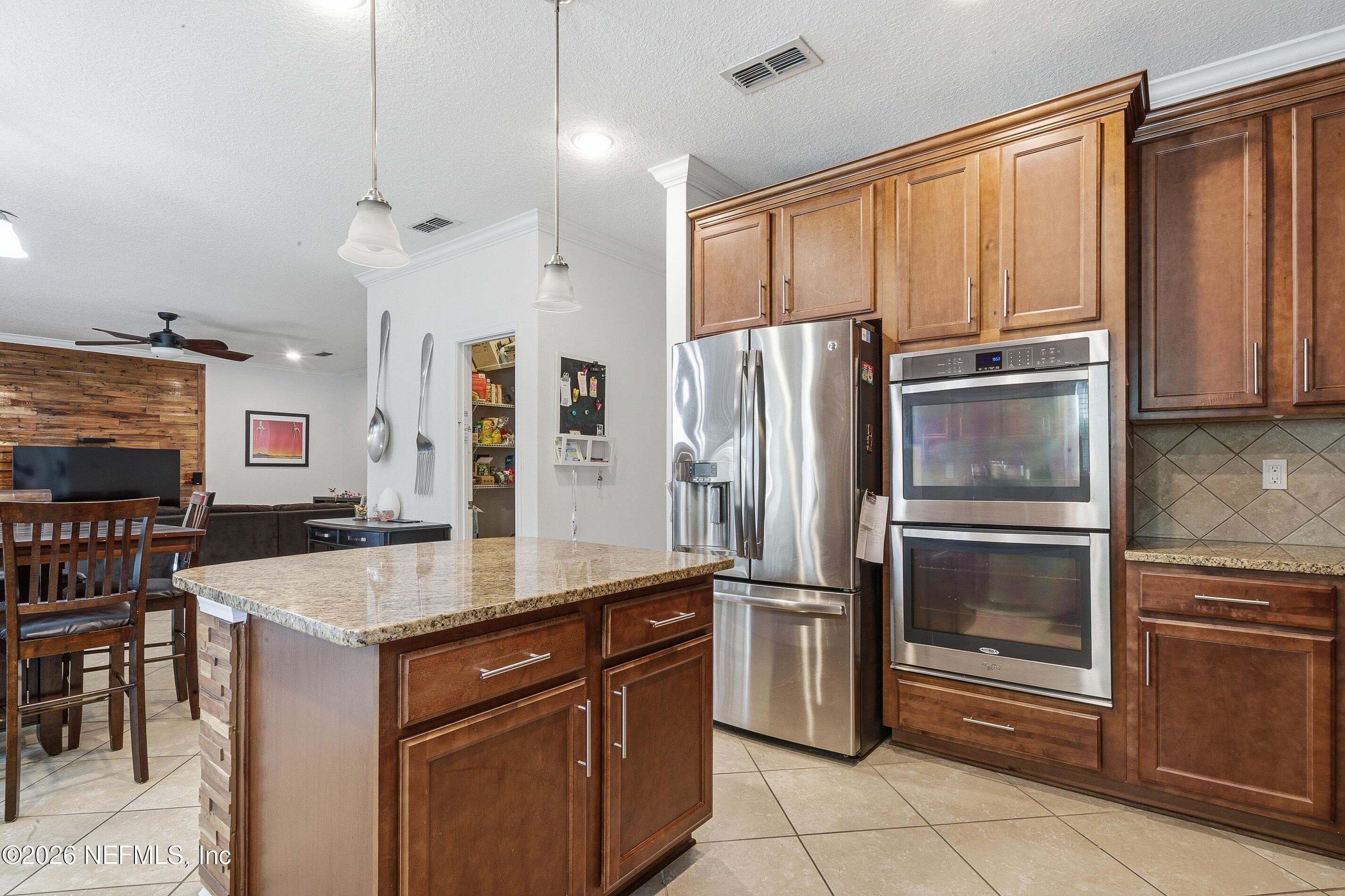 Photo 12 of 705 W KINGS COLLEGE Drive, St. Johns, FL 32259