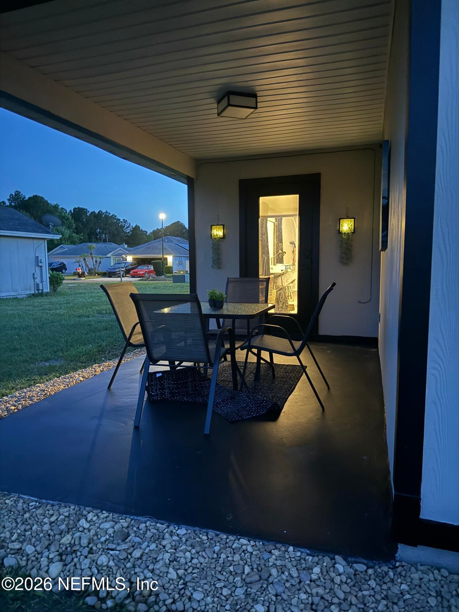 Fantastic outdoor living space great for weekend BBQ's or enjoying quiet evenings — 4362 HANGING MOSS Drive, Orange Park, FL 32073