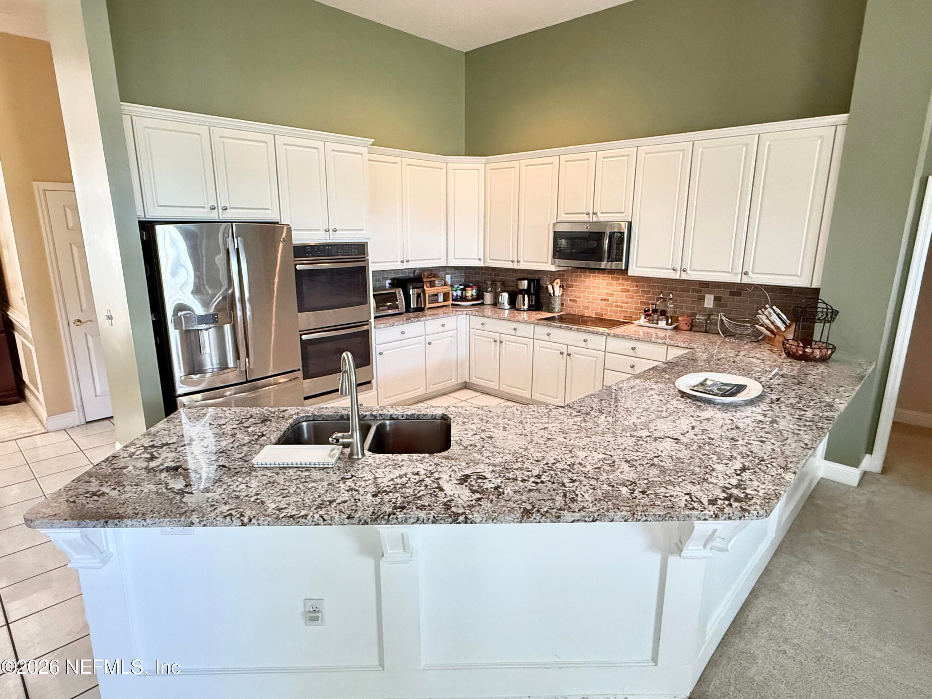 Photo 8 of 3740 WEXFORD HOLLOW Road E, Jacksonville, FL 32224