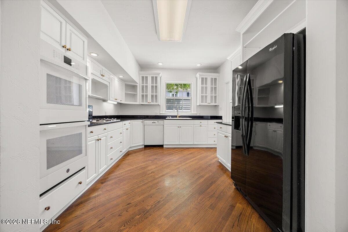 Photo 11 of 2722 WHITE OAK Lane, Jacksonville, FL 32207