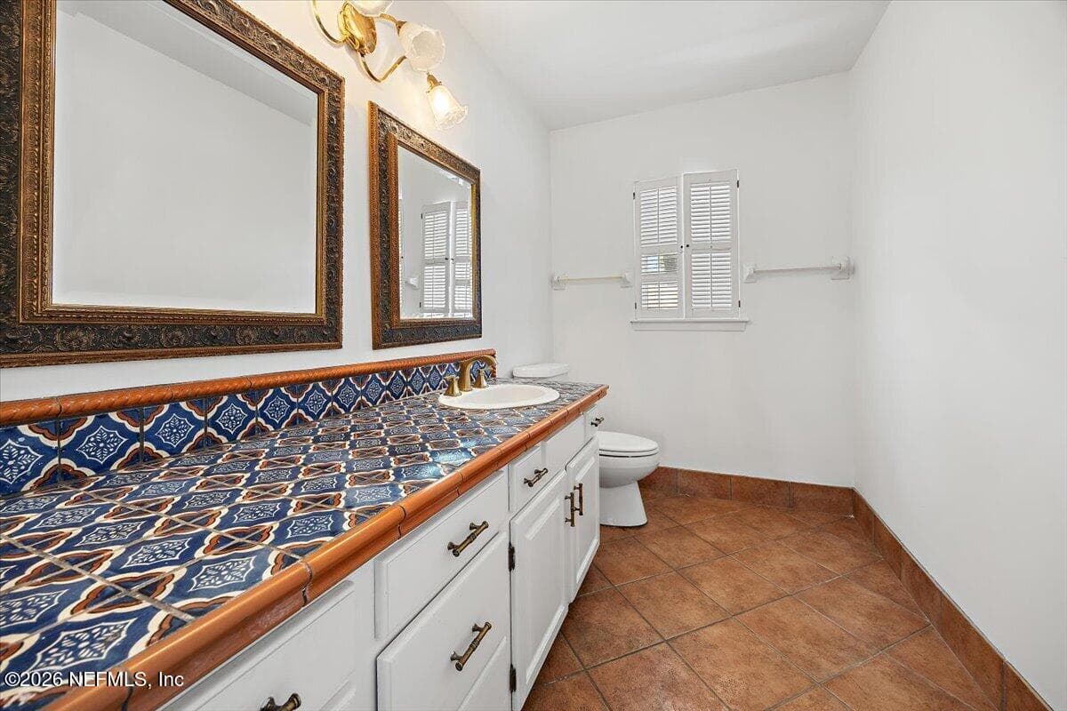 Photo 16 of 2722 WHITE OAK Lane, Jacksonville, FL 32207