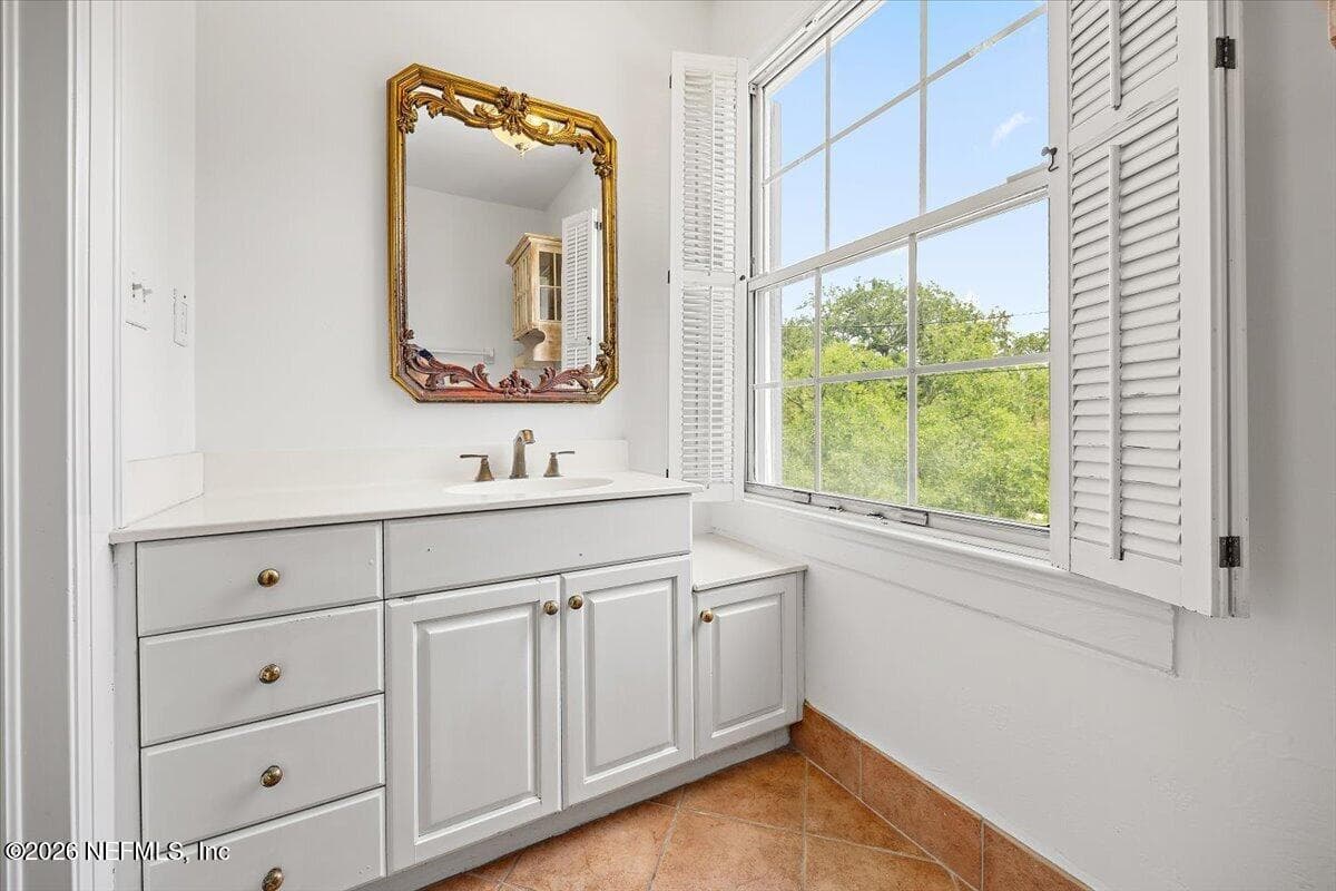 Photo 22 of 2722 WHITE OAK Lane, Jacksonville, FL 32207