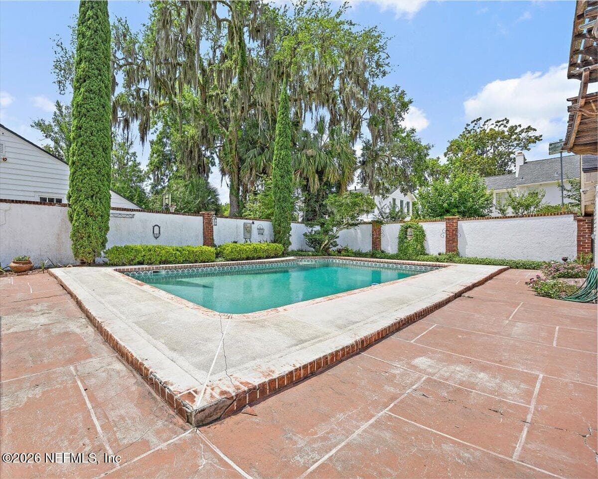 Photo 27 of 2722 WHITE OAK Lane, Jacksonville, FL 32207