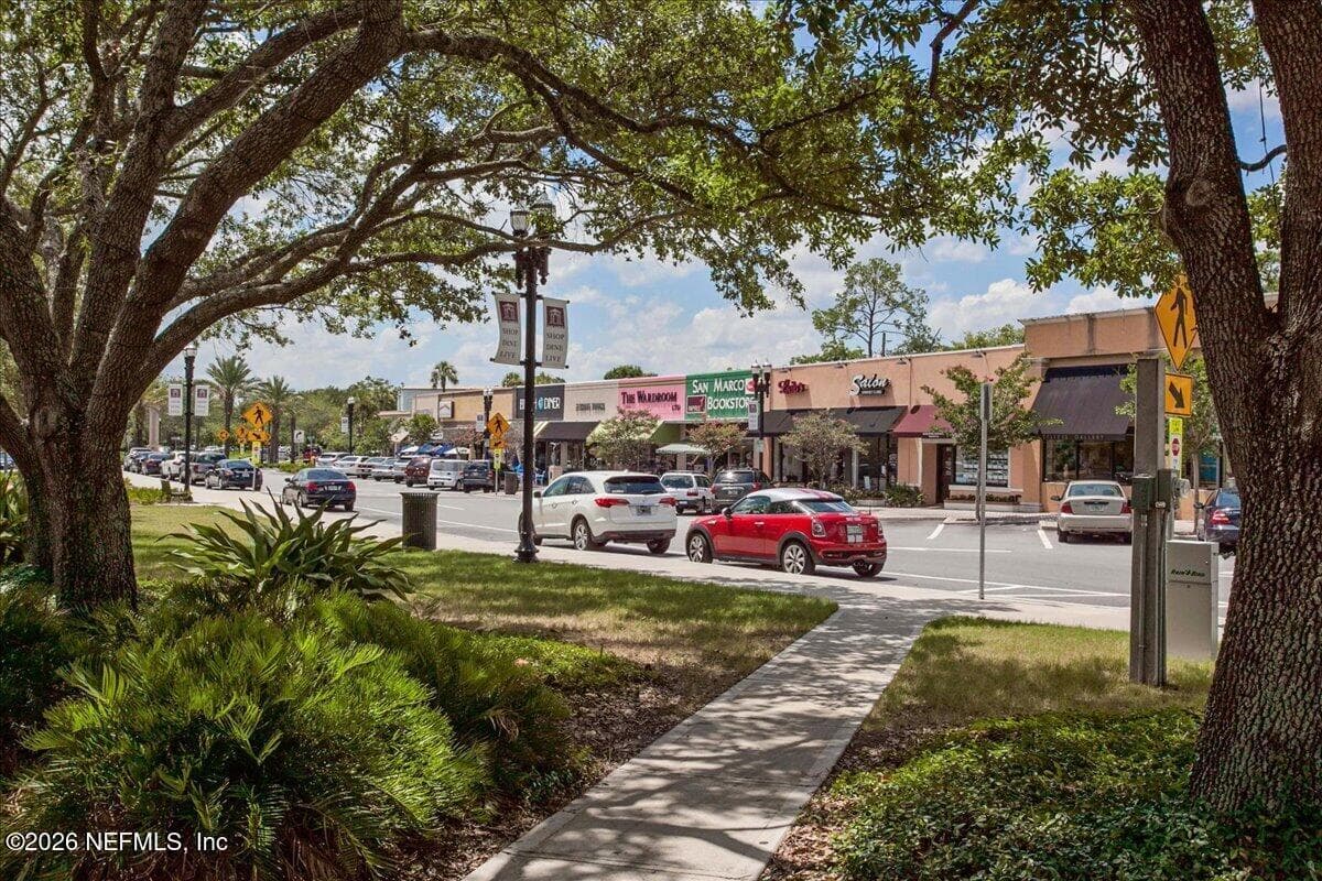 Photo 41 of 2722 WHITE OAK Lane, Jacksonville, FL 32207