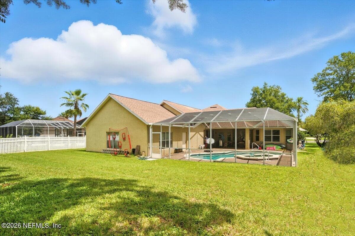 Photo 4 of 24 LAKESIDE Place W, Palm Coast, FL 32137