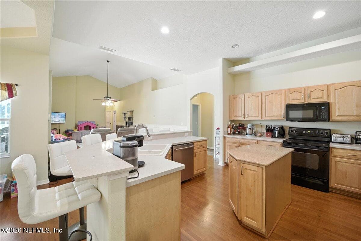 Photo 7 of 24 LAKESIDE Place W, Palm Coast, FL 32137