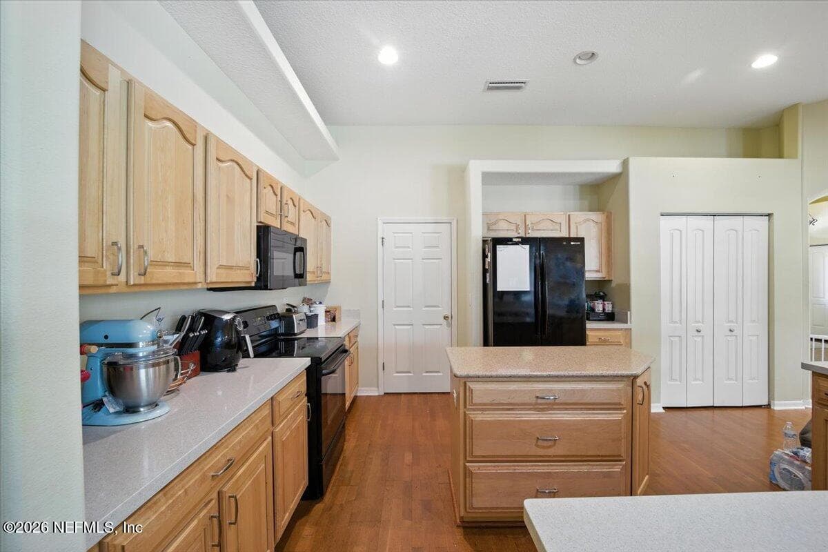 Photo 8 of 24 LAKESIDE Place W, Palm Coast, FL 32137