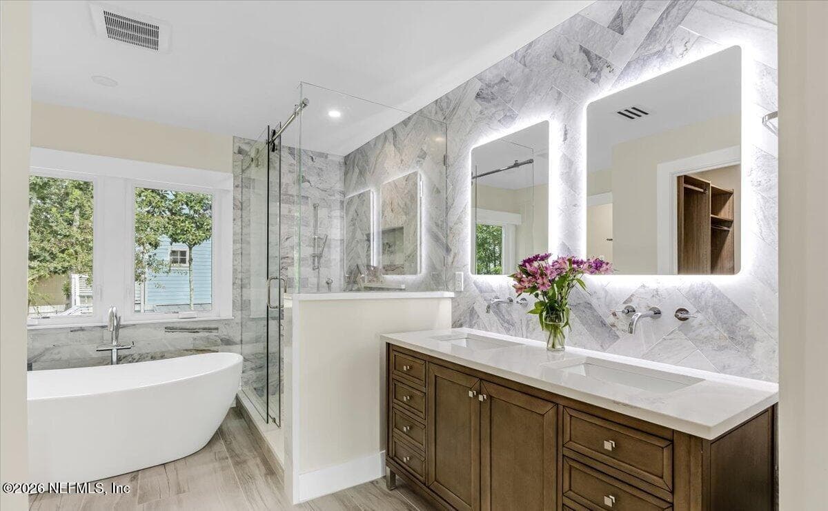 Photo 11 of 2101 BARTOLOME Road, Neptune Beach, FL 32266