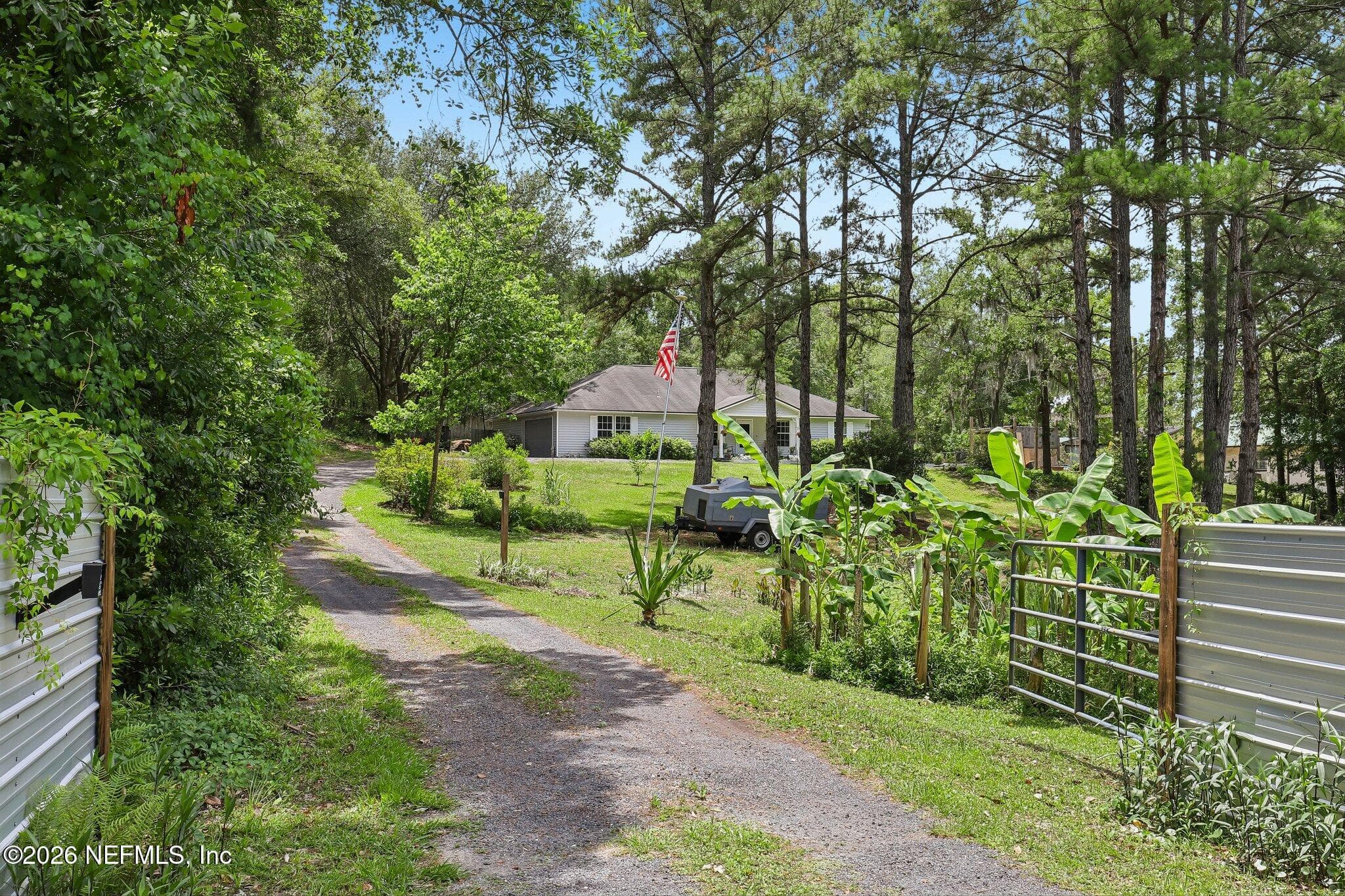 Photo 10 of 4379 TARRAGON Avenue, Middleburg, FL 32068