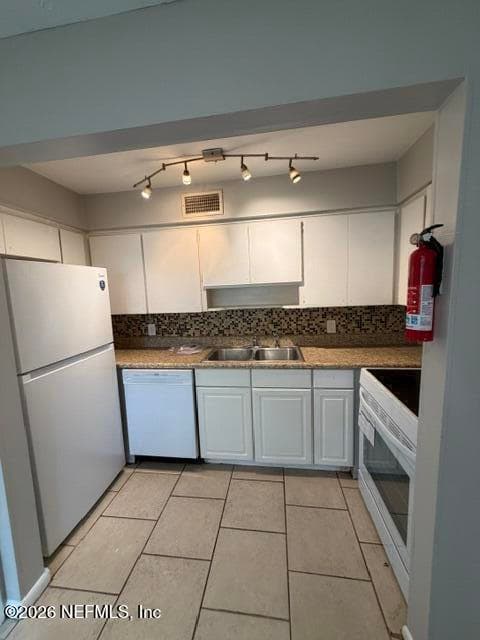 Photo 2 of 3044 WALTON Street 4, Jacksonville, FL 32207