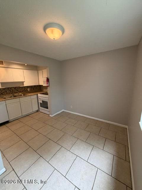 Photo 3 of 3044 WALTON Street 4, Jacksonville, FL 32207