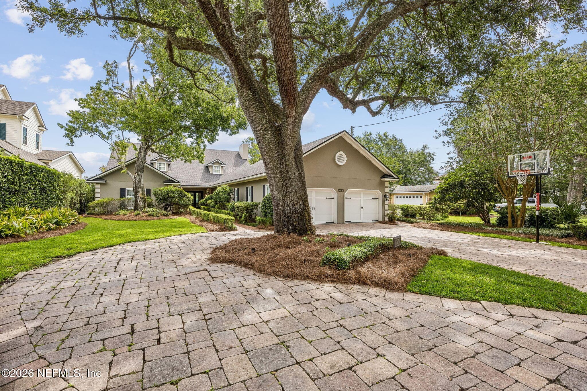 Photo 4 of 4273 VENETIA Boulevard, Jacksonville, FL 32210