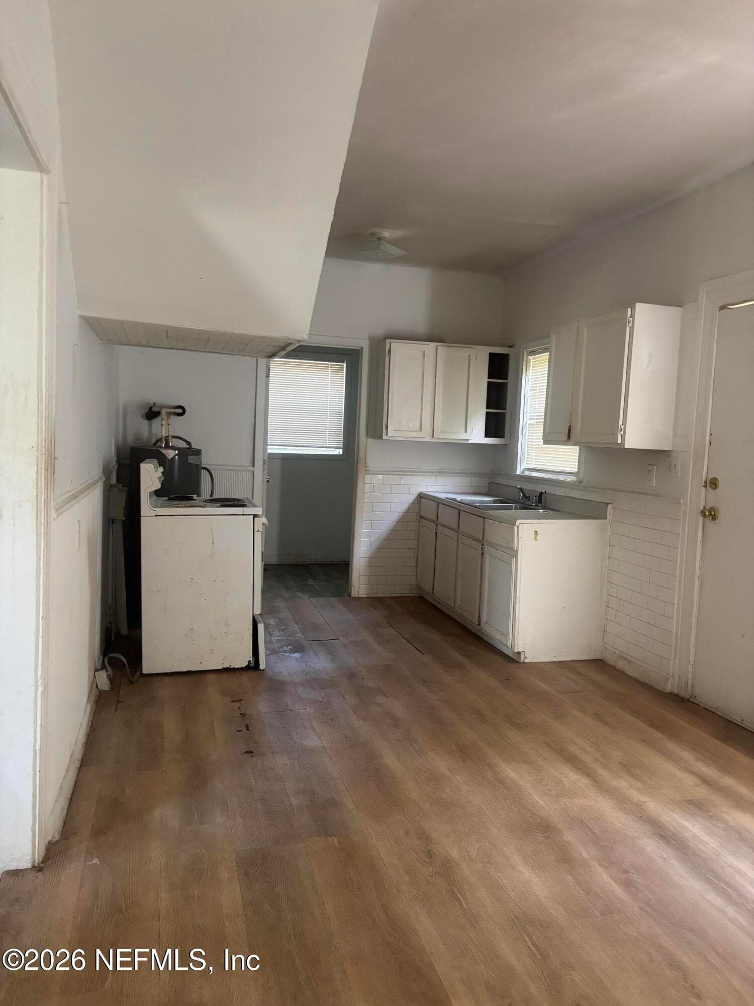 Photo 10 of 1836 MEHARRY Avenue, Jacksonville, FL 32209