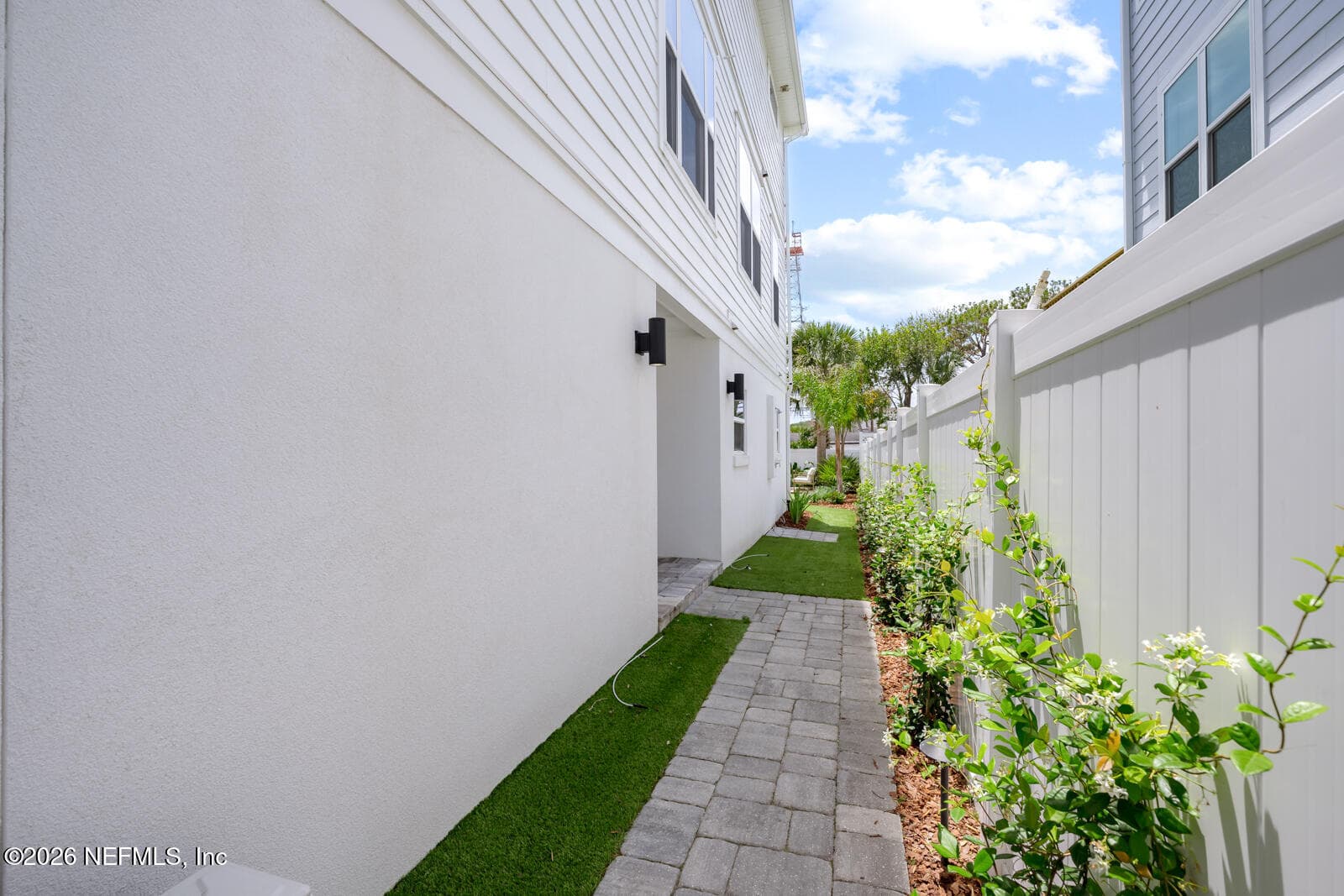 Photo 3 of 1818 2ND Street N, Jacksonville Beach, FL 32250