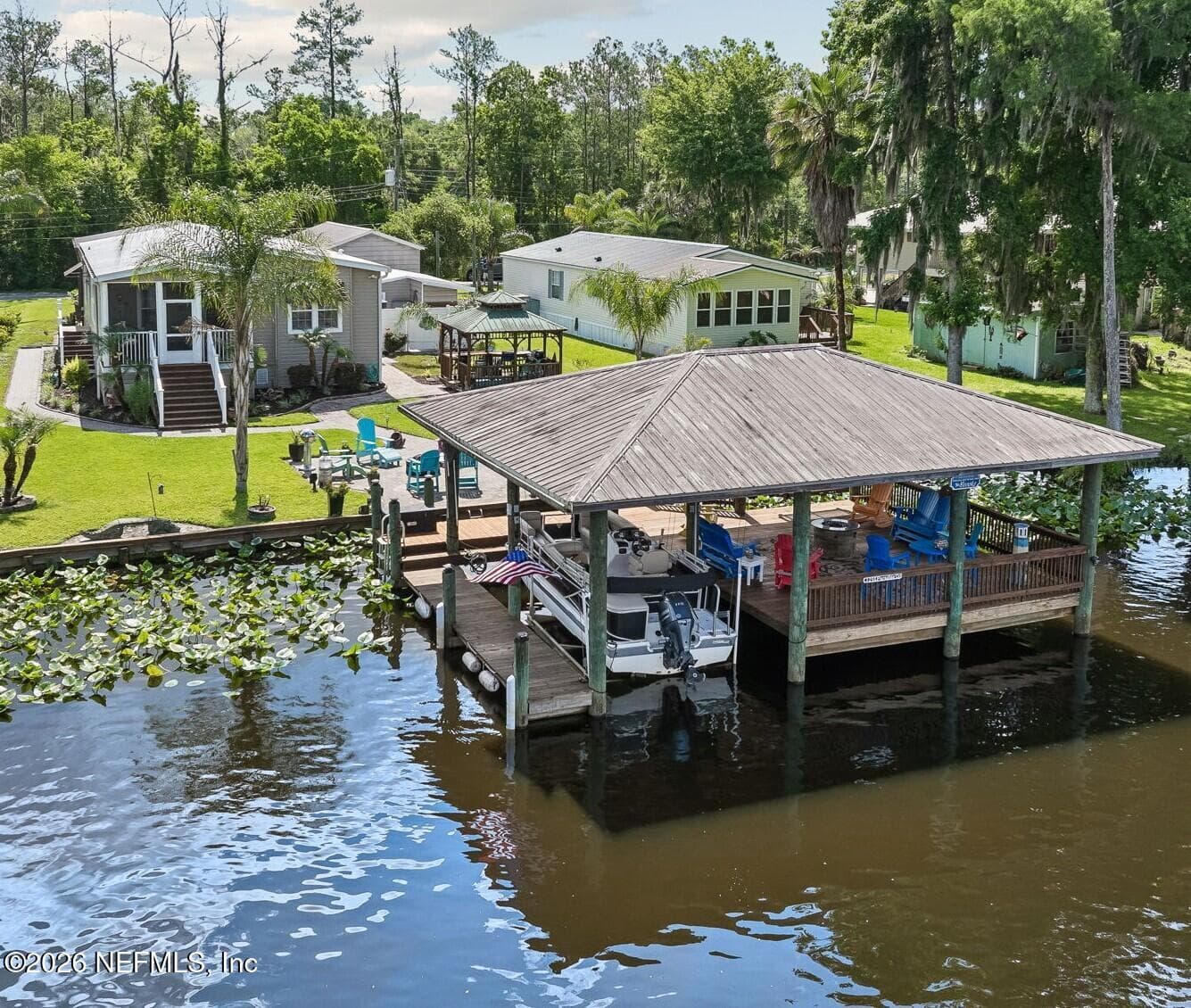 329 PARADISE Circle, Satsuma, FL 32189