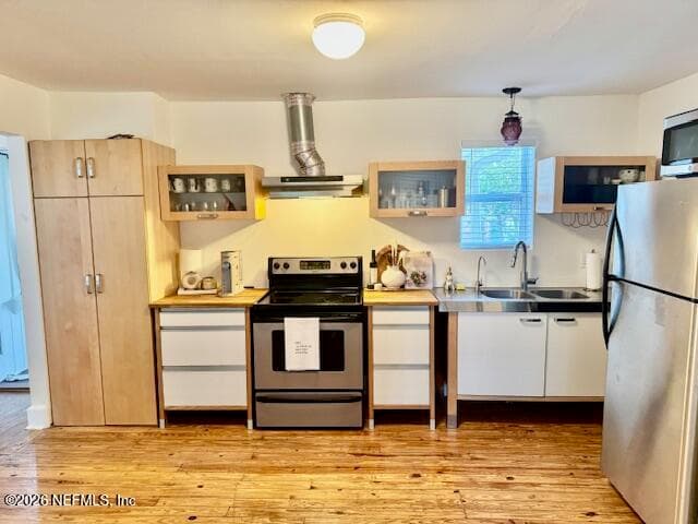 Photo 4 of 1166 3rd Avenue N, Jacksonville Beach, FL 32250