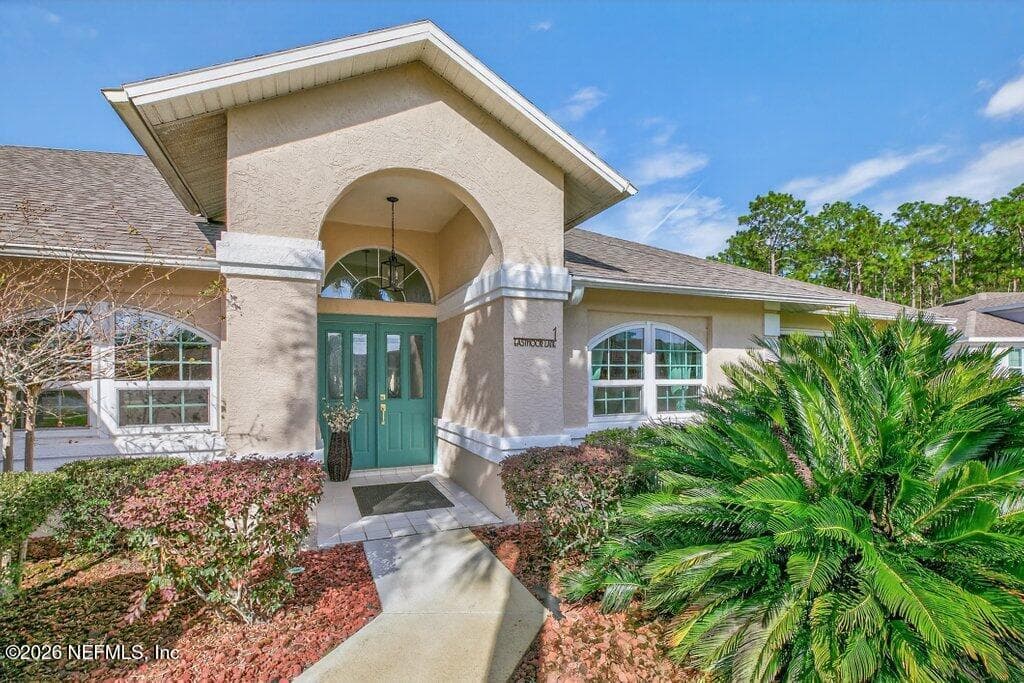 1 EASTMOOR Lane, Palm Coast, FL 32164