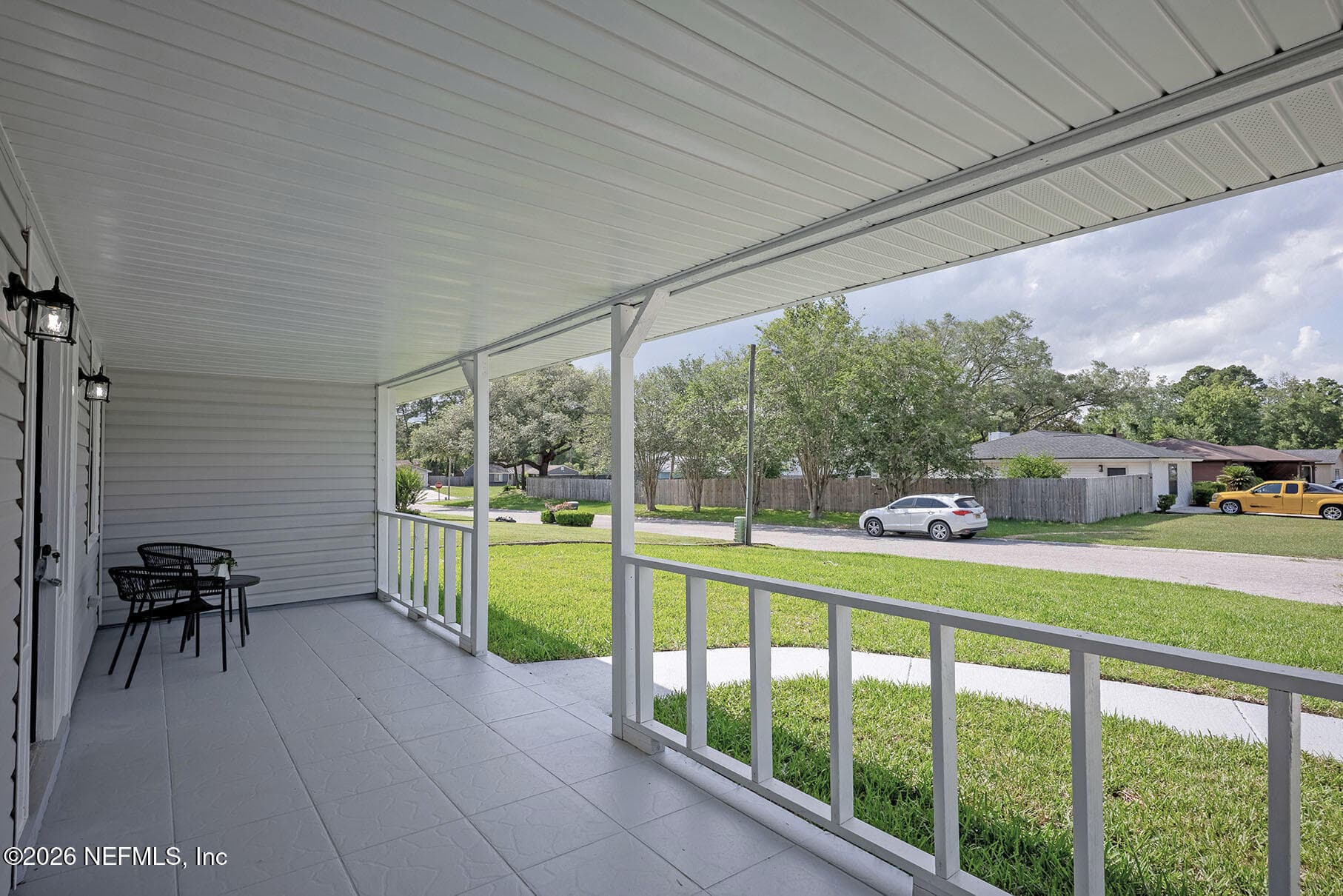 Photo 8 of 3219 SUMMERSET Drive, Orange Park, FL 32065